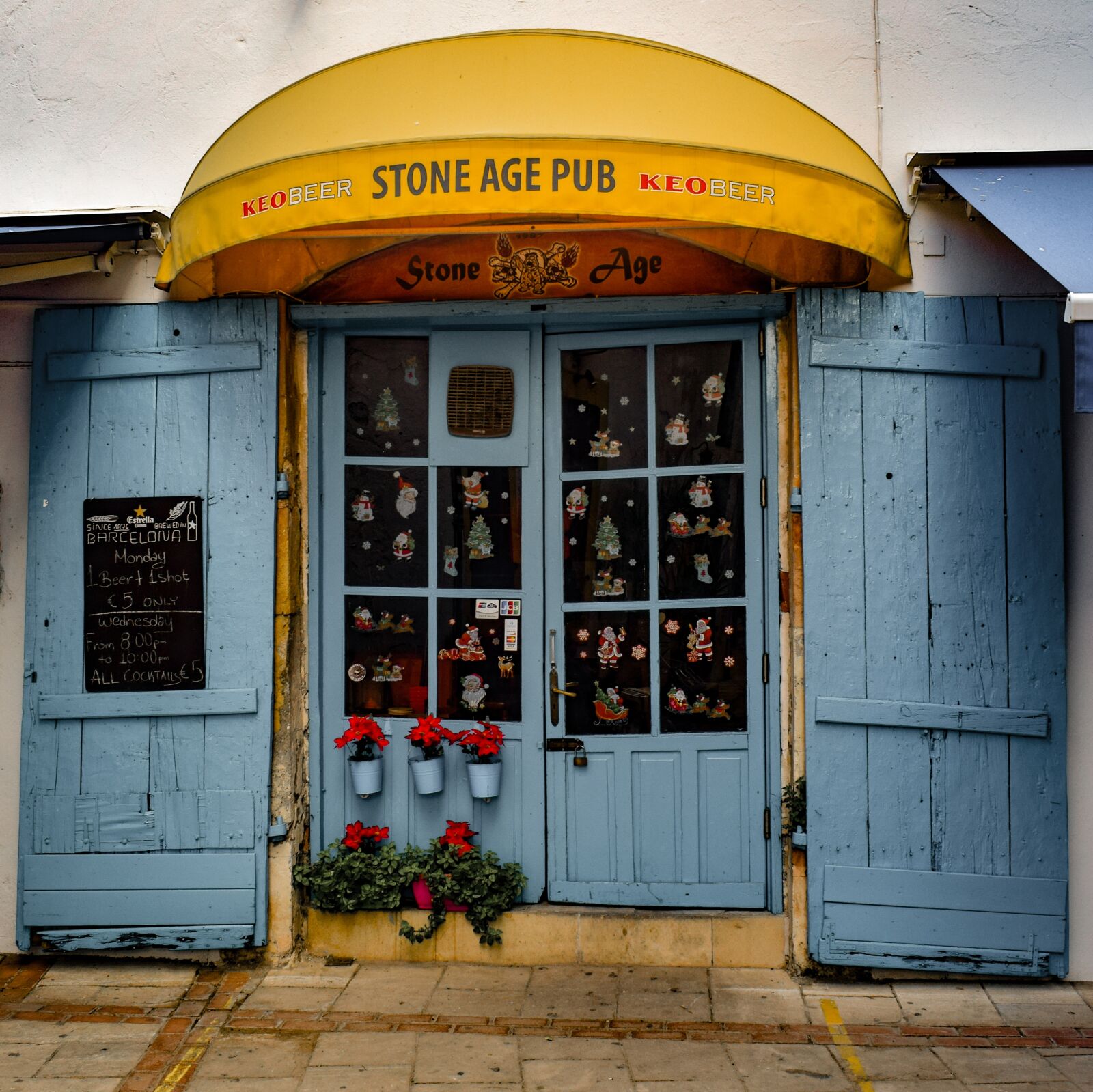 Nikon D3300 sample photo. Pub, entrance, architecture photography