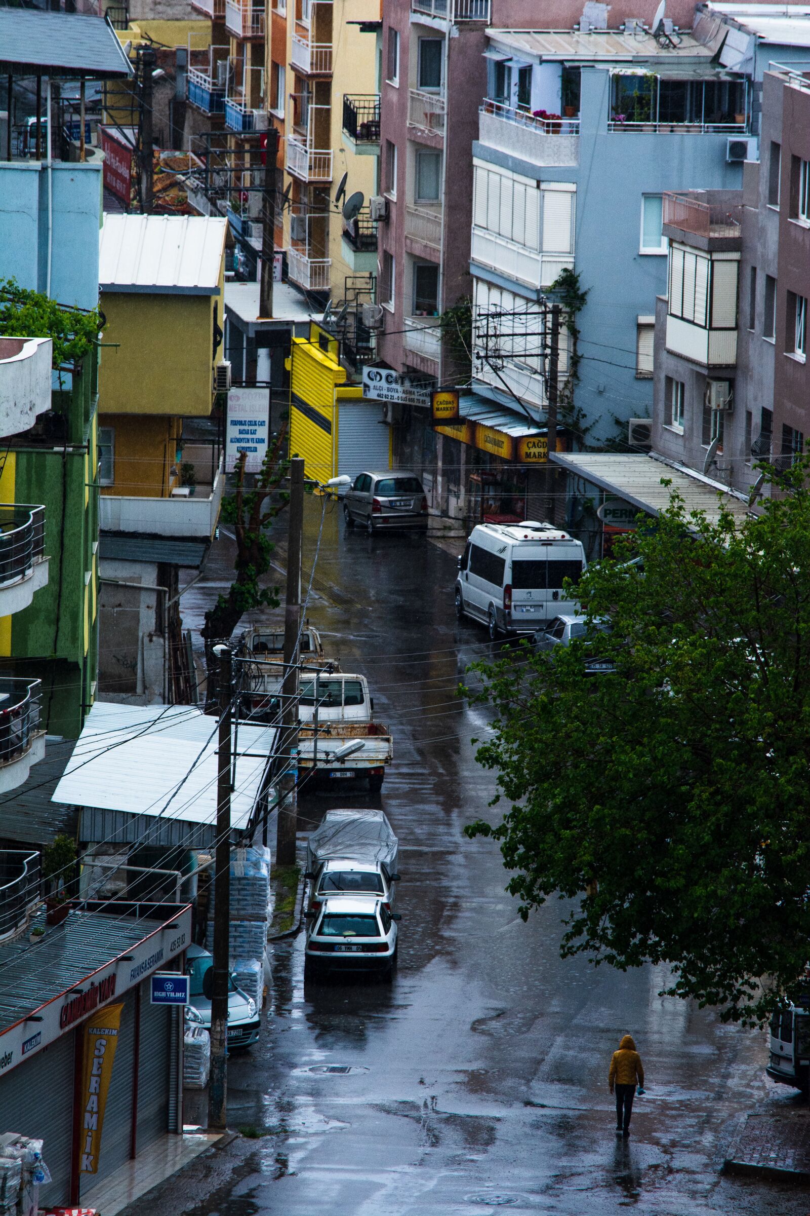 Nikon D5200 sample photo. Rain, man, street photography