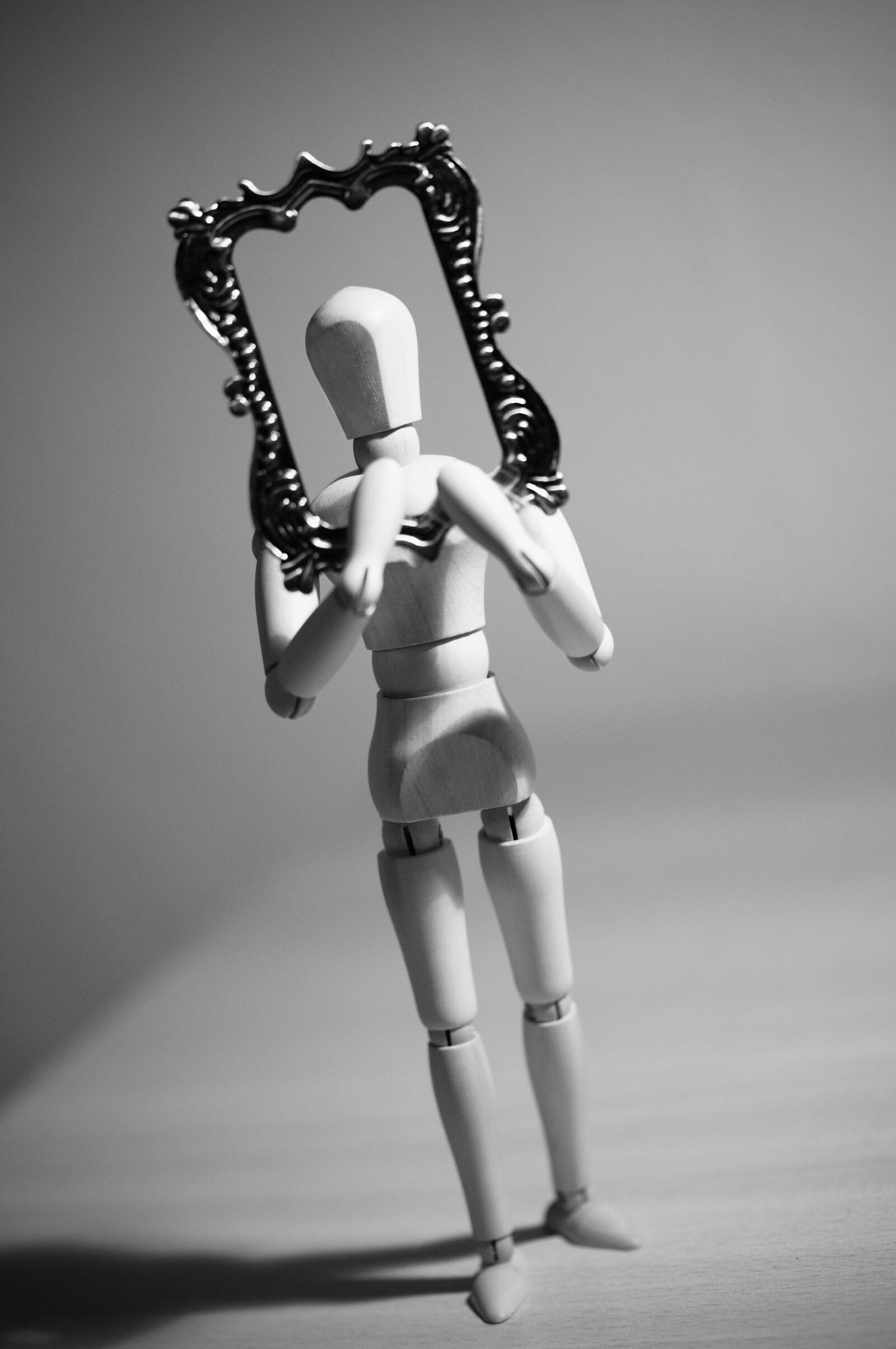 Nikon D90 sample photo. Wood doll, model, frame photography