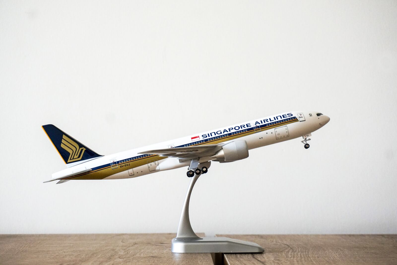 Sony a6000 sample photo. Airbus, airline, airliner photography