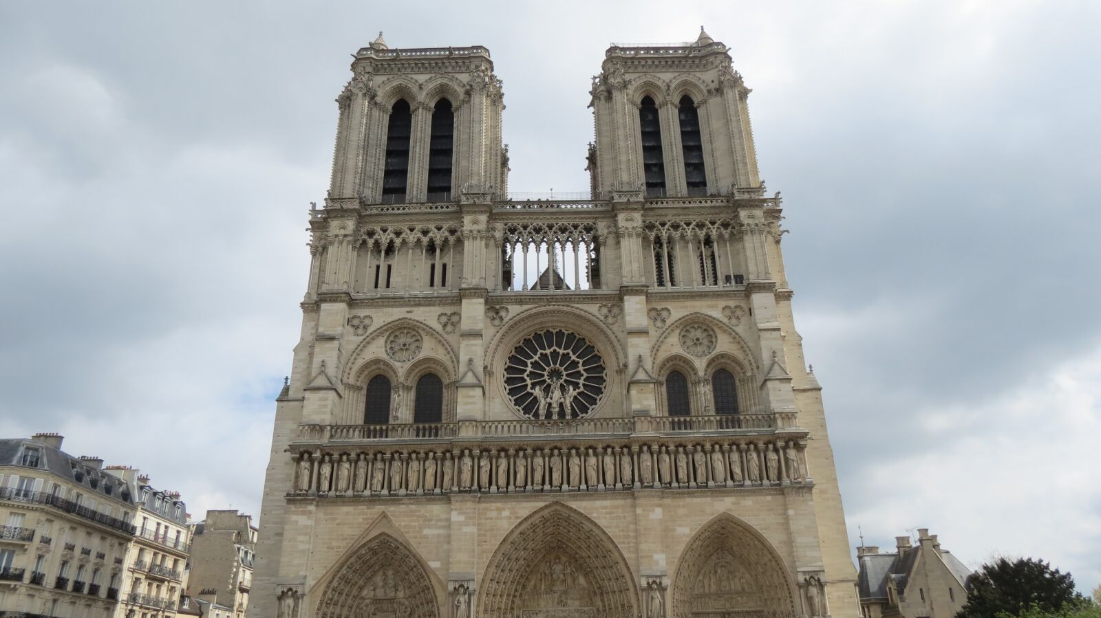 Canon PowerShot SX40 HS sample photo. Notre-dame de paris, architecture photography