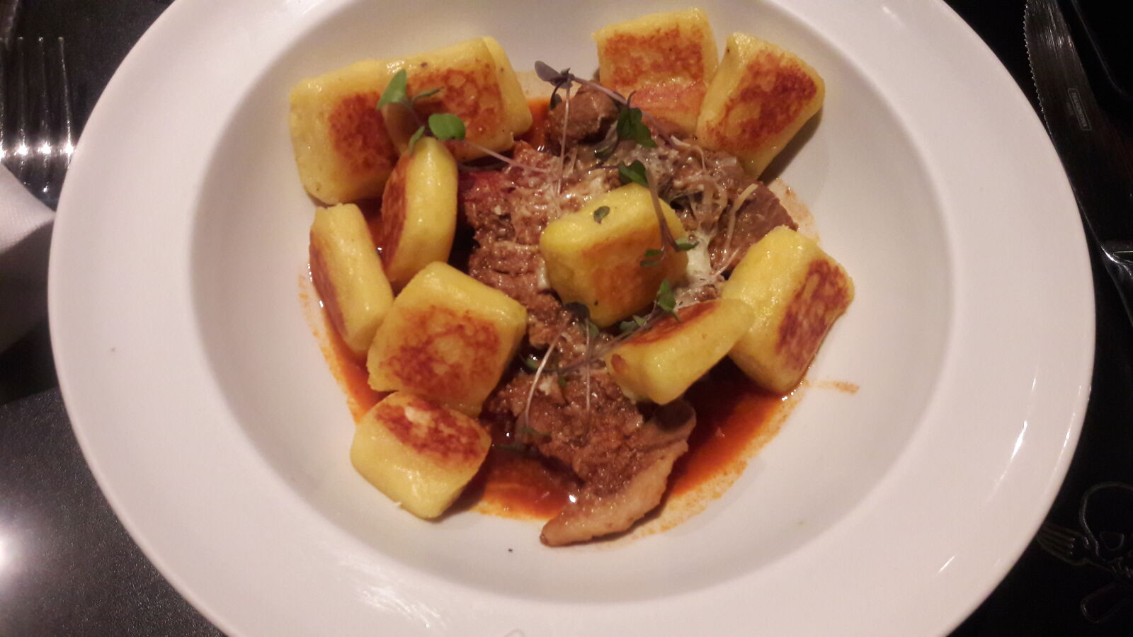 Samsung Galaxy J7 sample photo. Cooking, food, pasta photography