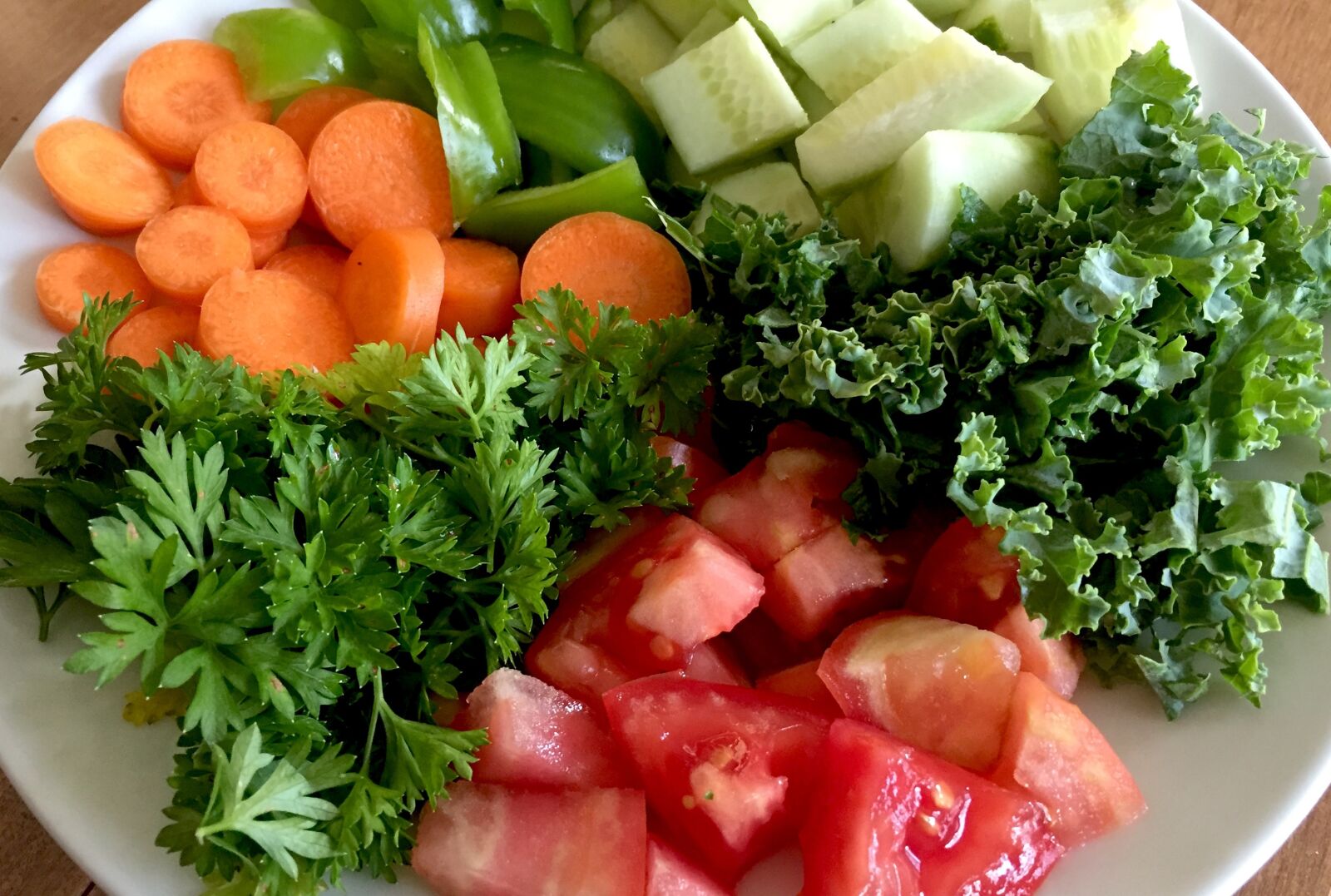 iPhone 6 back camera 4.15mm f/2.2 sample photo. Vegetables, raw food, healthy photography