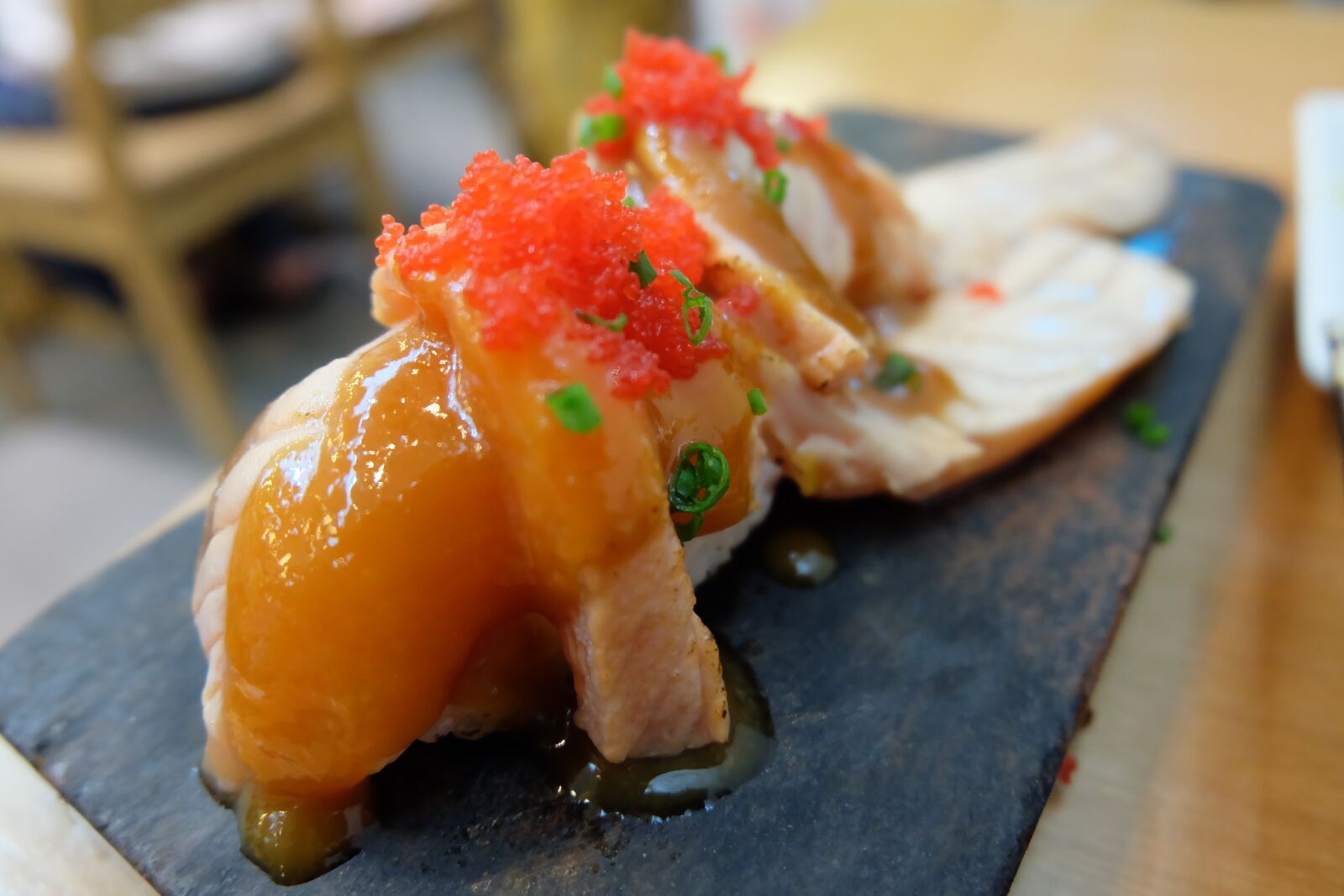 Fujifilm X-A2 + Fujifilm XC 16-50mm F3.5-5.6 OIS II sample photo. Sushi, beef, japanese photography