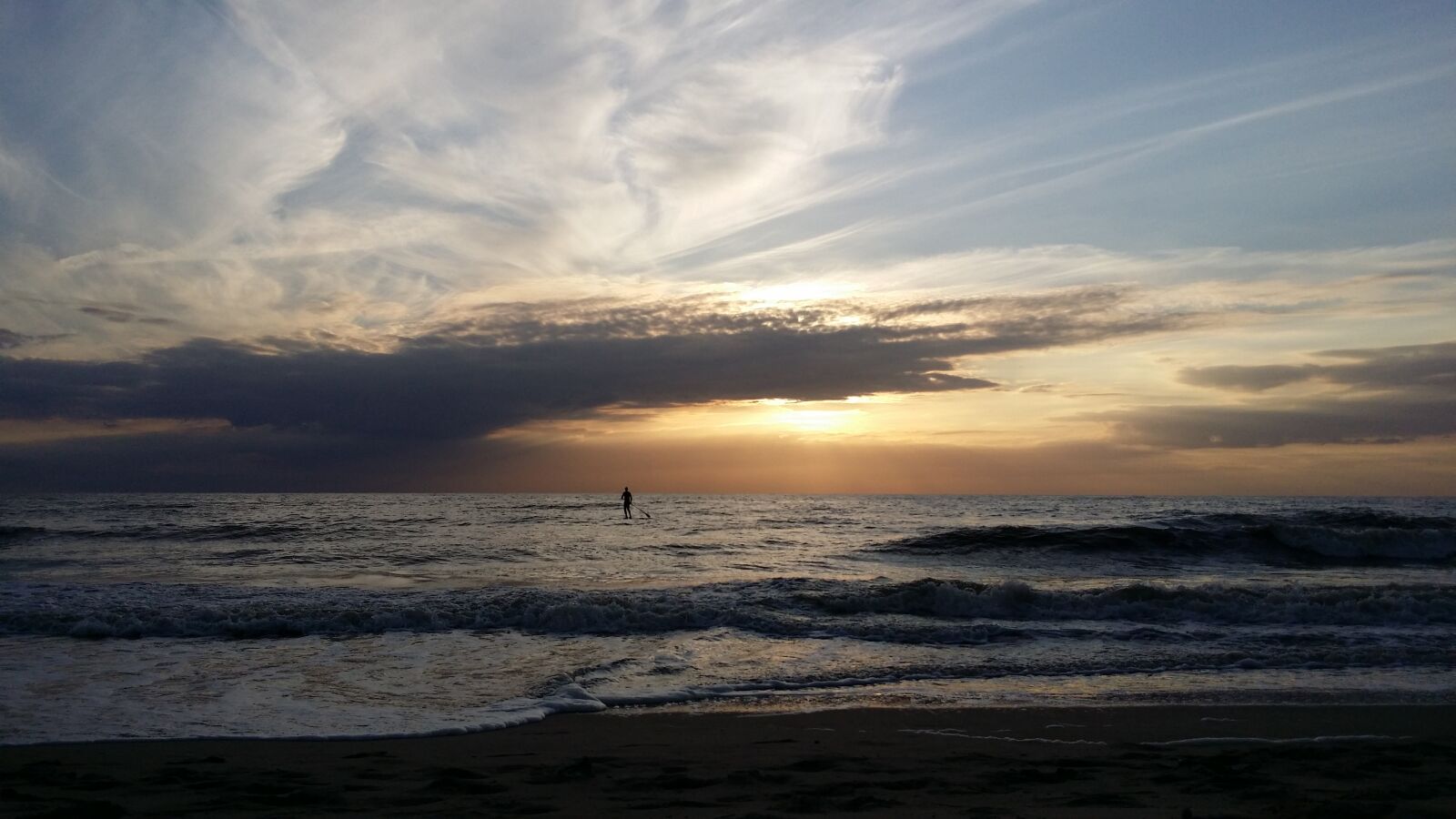 Samsung Galaxy S4 sample photo. Beach, netherlands, romantic, sky photography