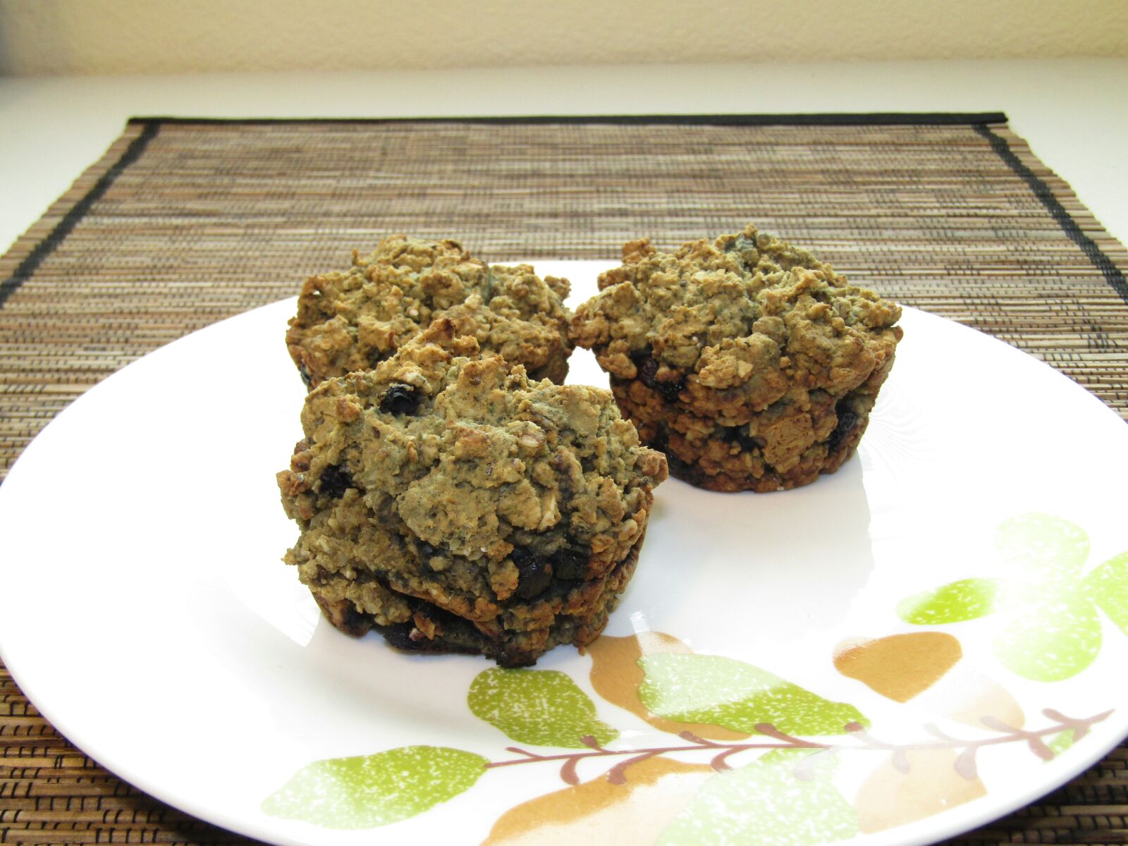 Canon PowerShot SX410 IS sample photo. Cupcake, healthy, snack photography