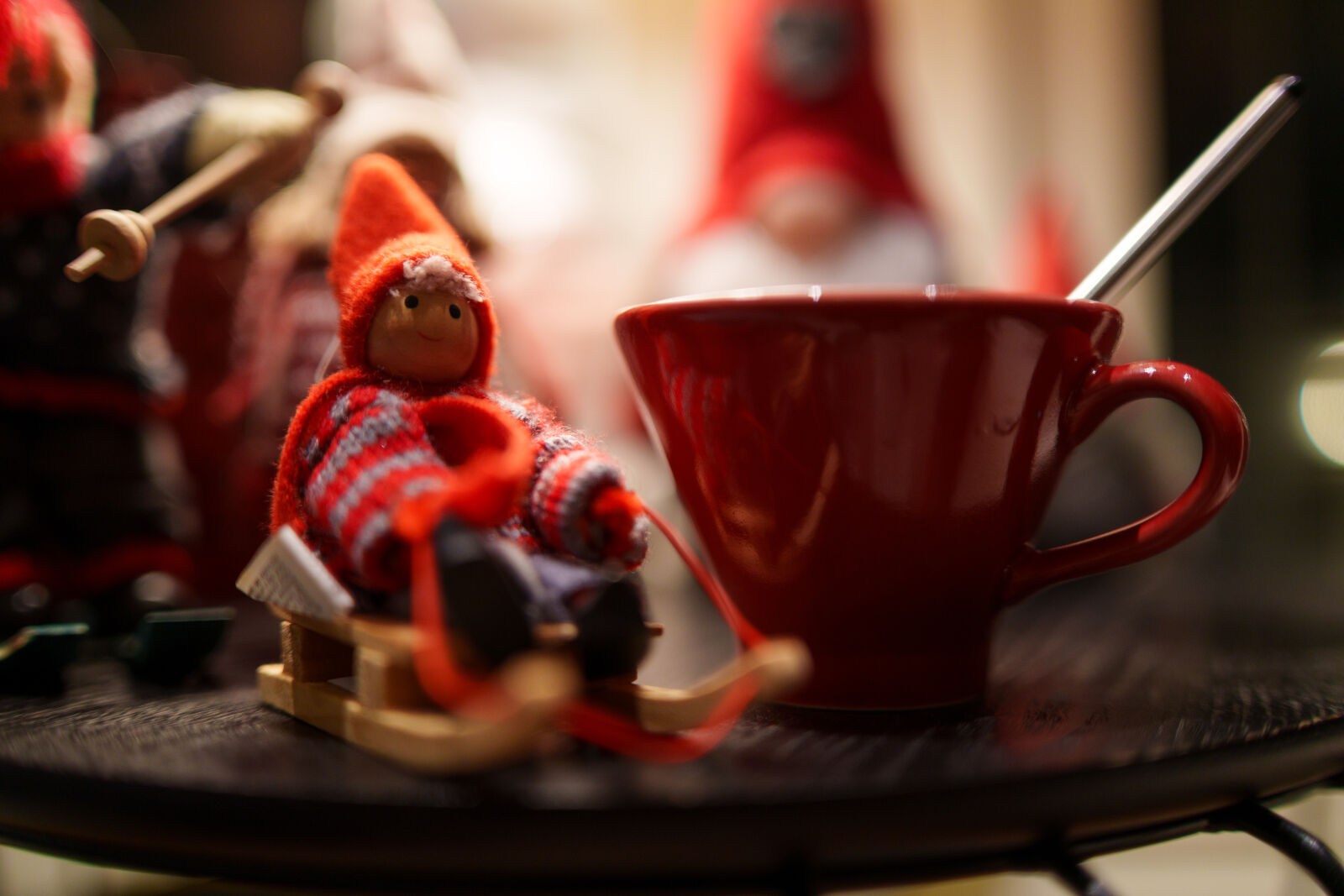 Samyang AF 35mm F1.4 P sample photo. Seasonal decoration photography