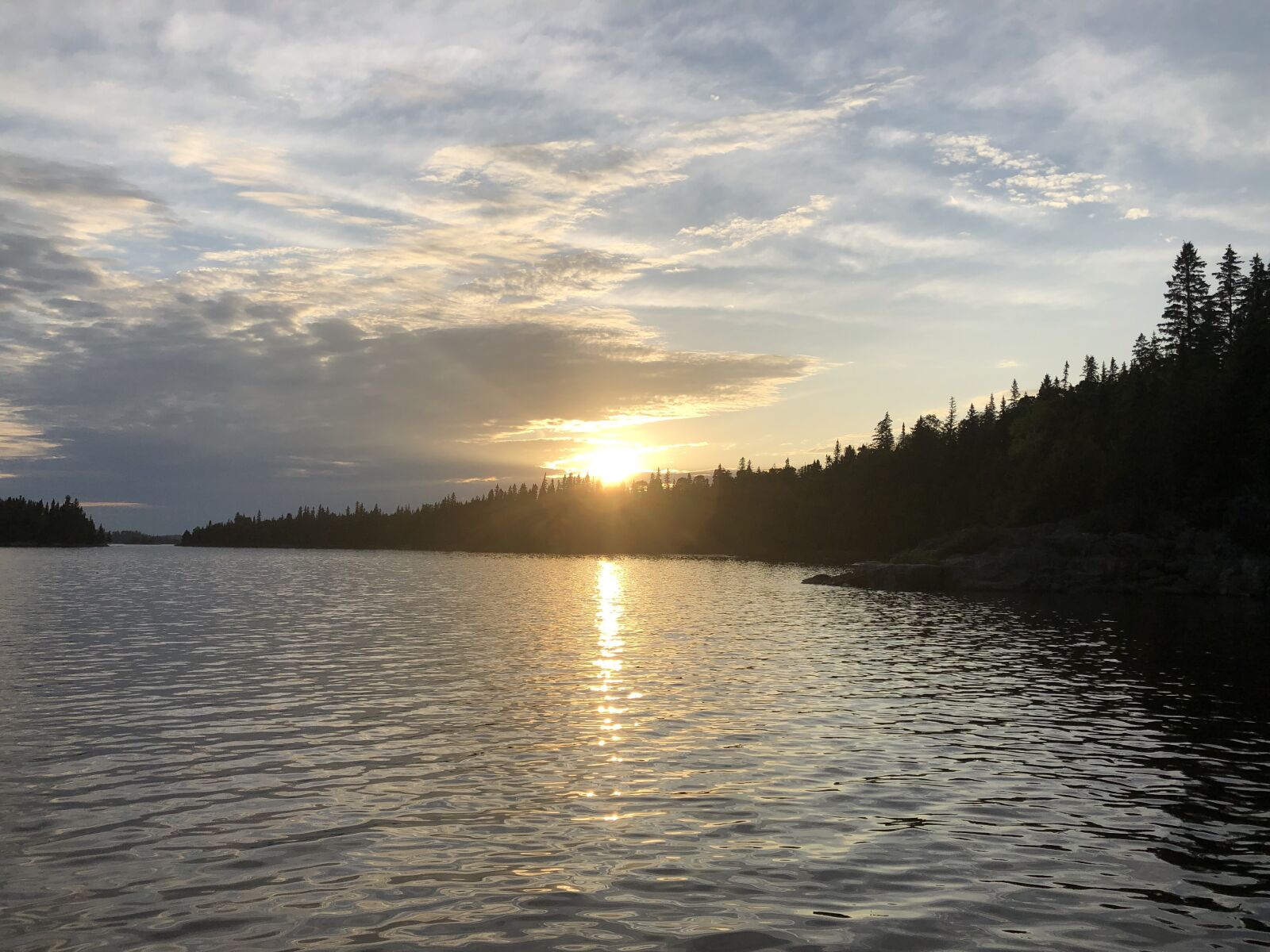 iPhone 8 back camera 3.99mm f/1.8 sample photo. Lake, sunset, water photography