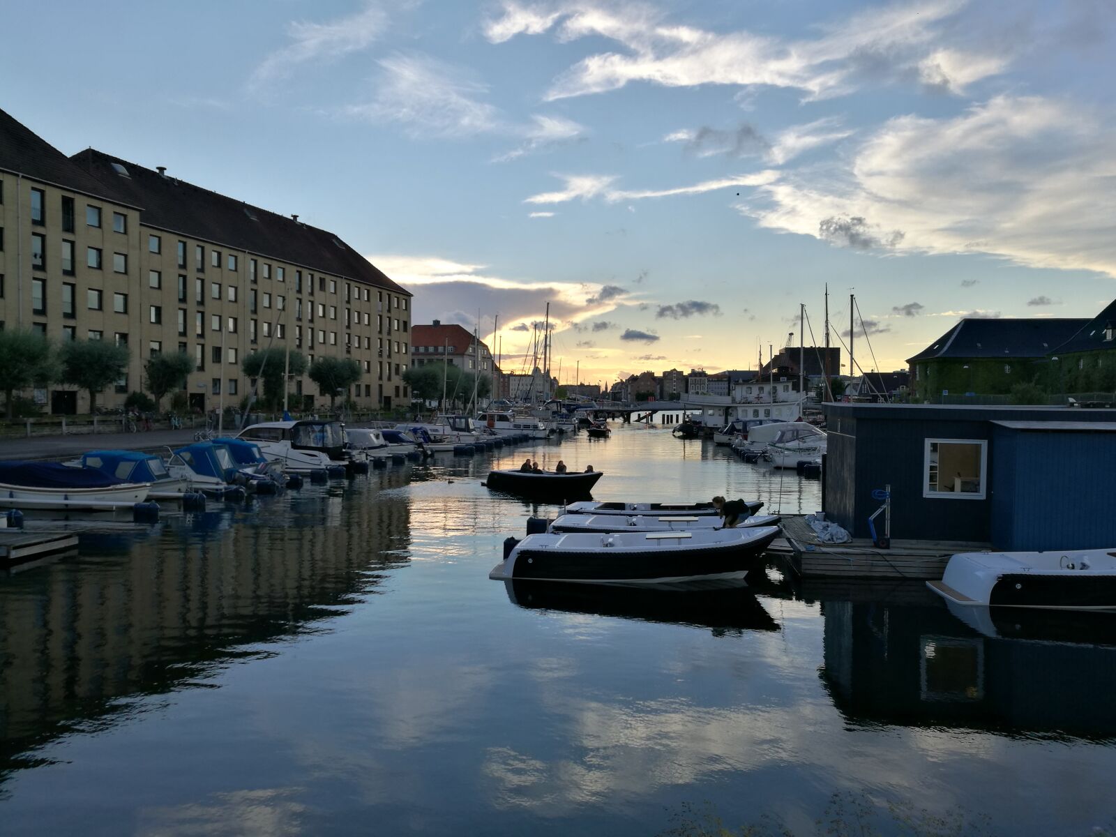HUAWEI P9 sample photo. Sunset, water, sky photography