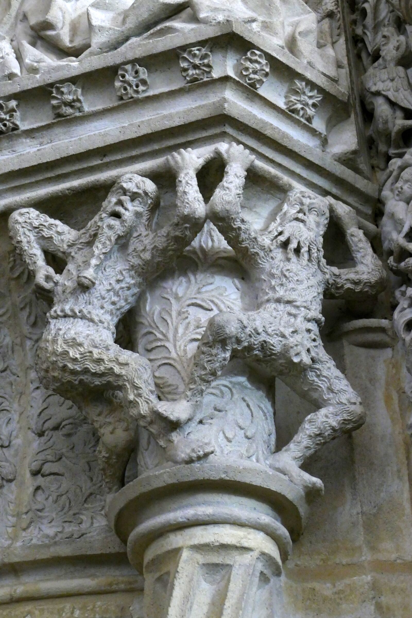 Panasonic Lumix DMC-FZ1000 sample photo. Cathedral, church, burgos-rosa de photography