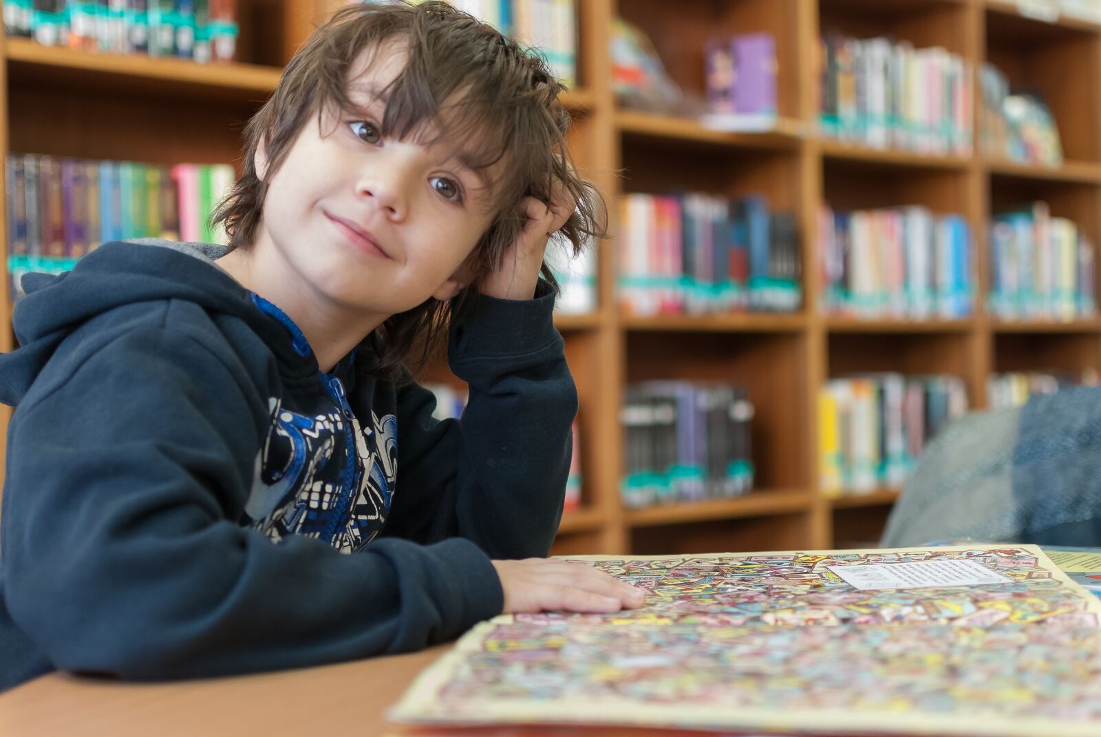 Nikon D80 sample photo. Shelf, library, education photography