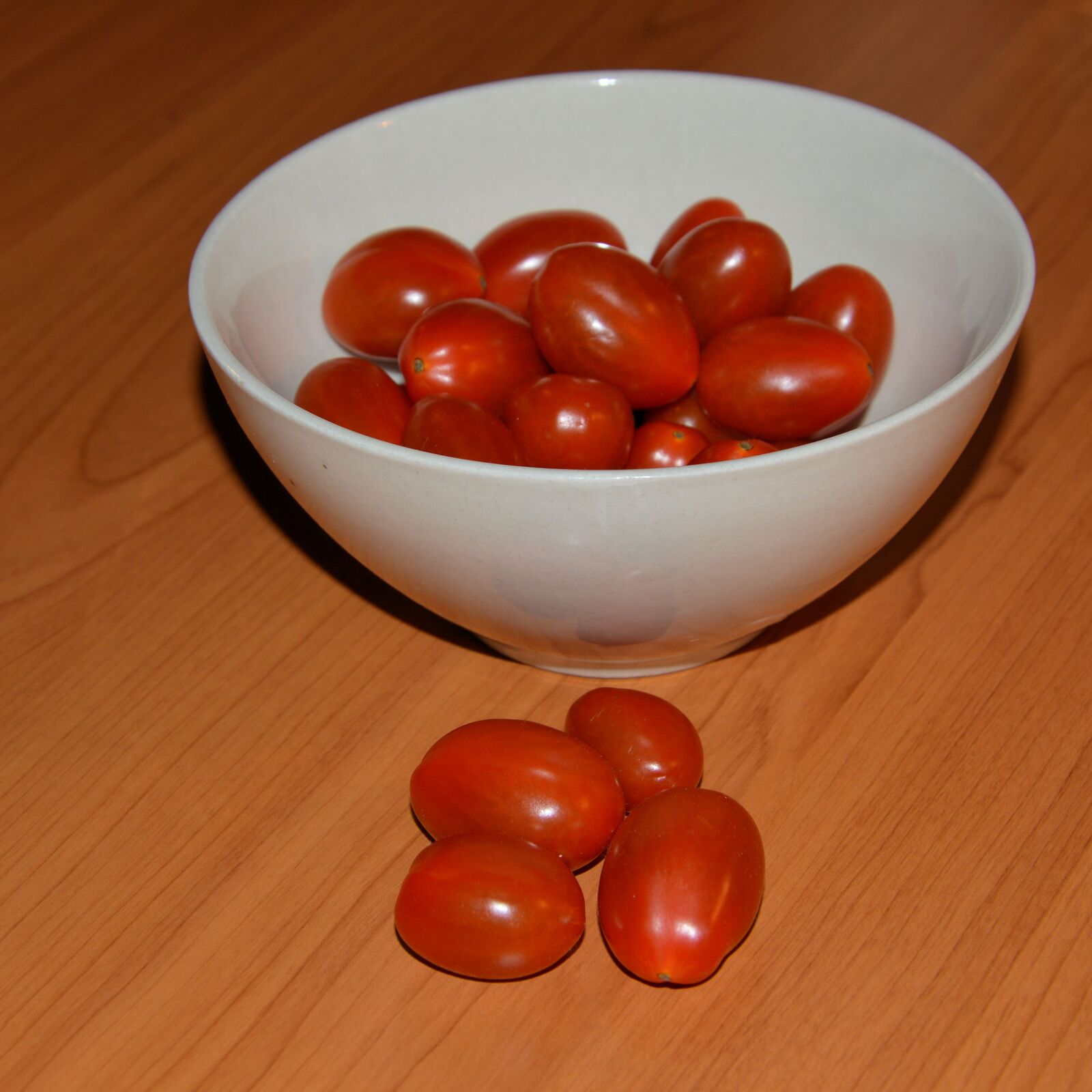 Nikon D3200 sample photo. Snack tomatoes, mini tomatoes photography