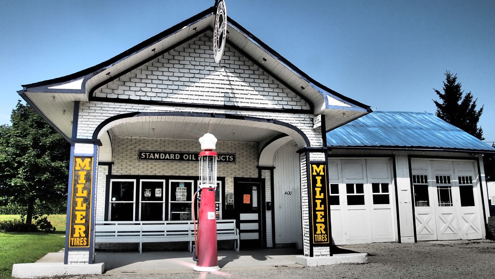 Olympus PEN E-PL3 sample photo. Route 66, illinois, petrol stations photography