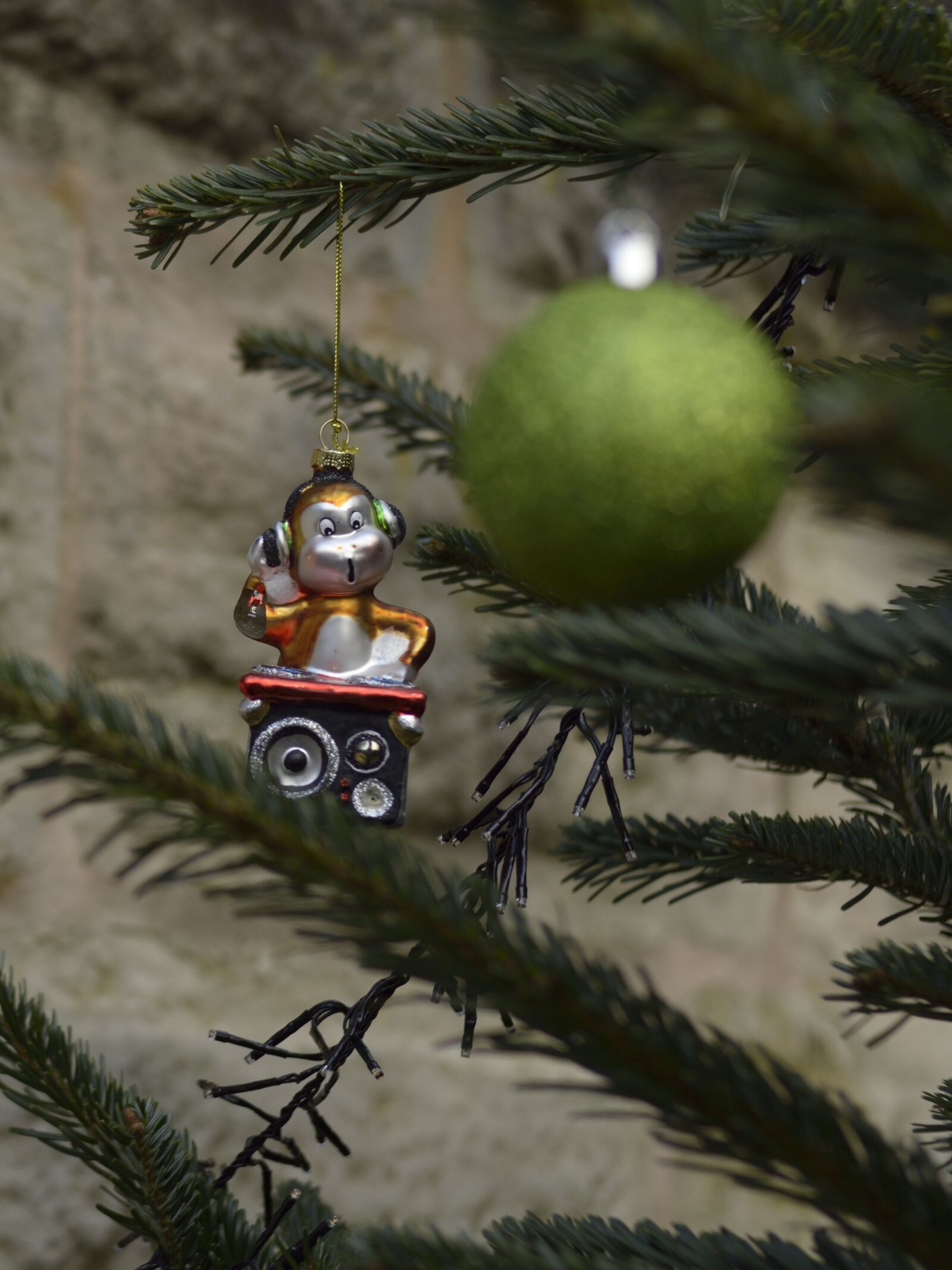 Nikon D3200 sample photo. Christmas jewelry, advent, christmas photography