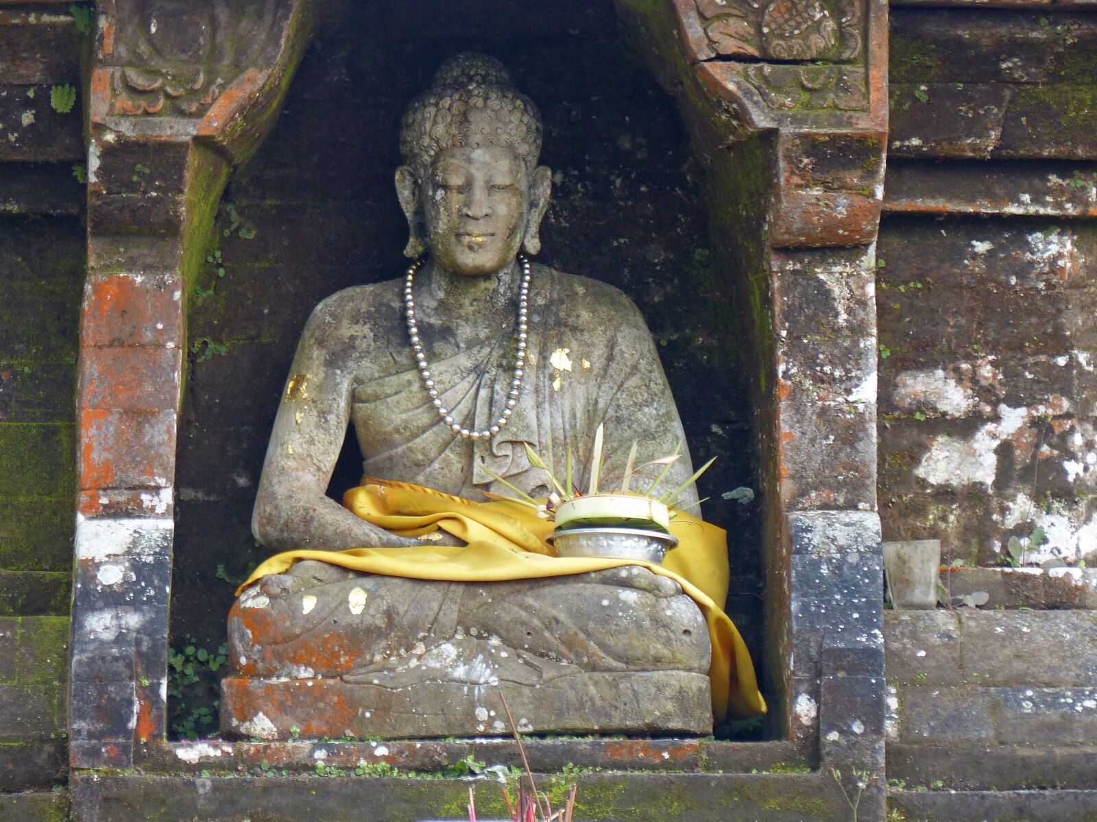 Panasonic Lumix DMC-FZ200 sample photo. Indonesia, bali, statue photography