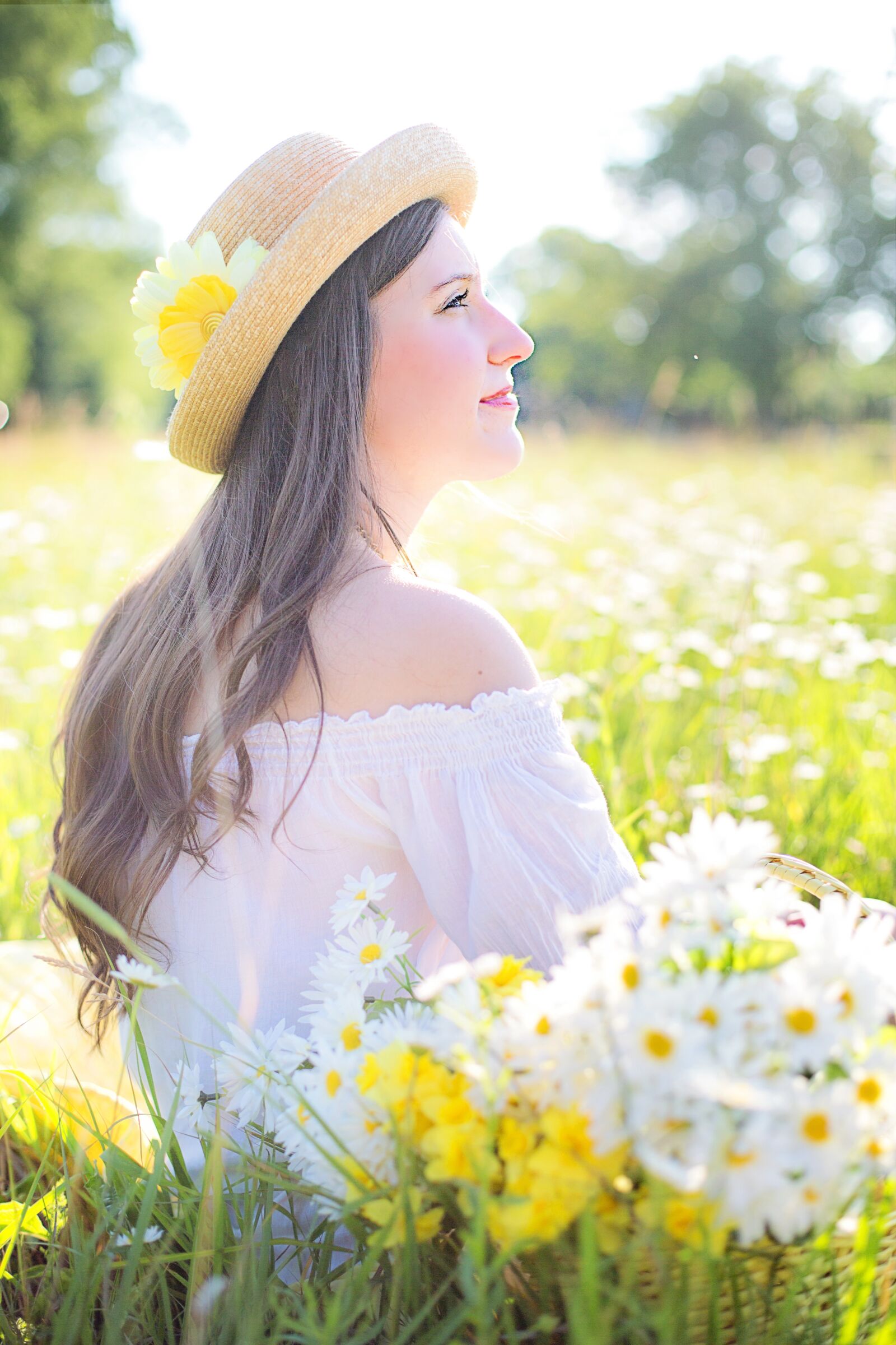 Canon EF 50mm F1.4 USM sample photo. Pretty woman, happy, young photography