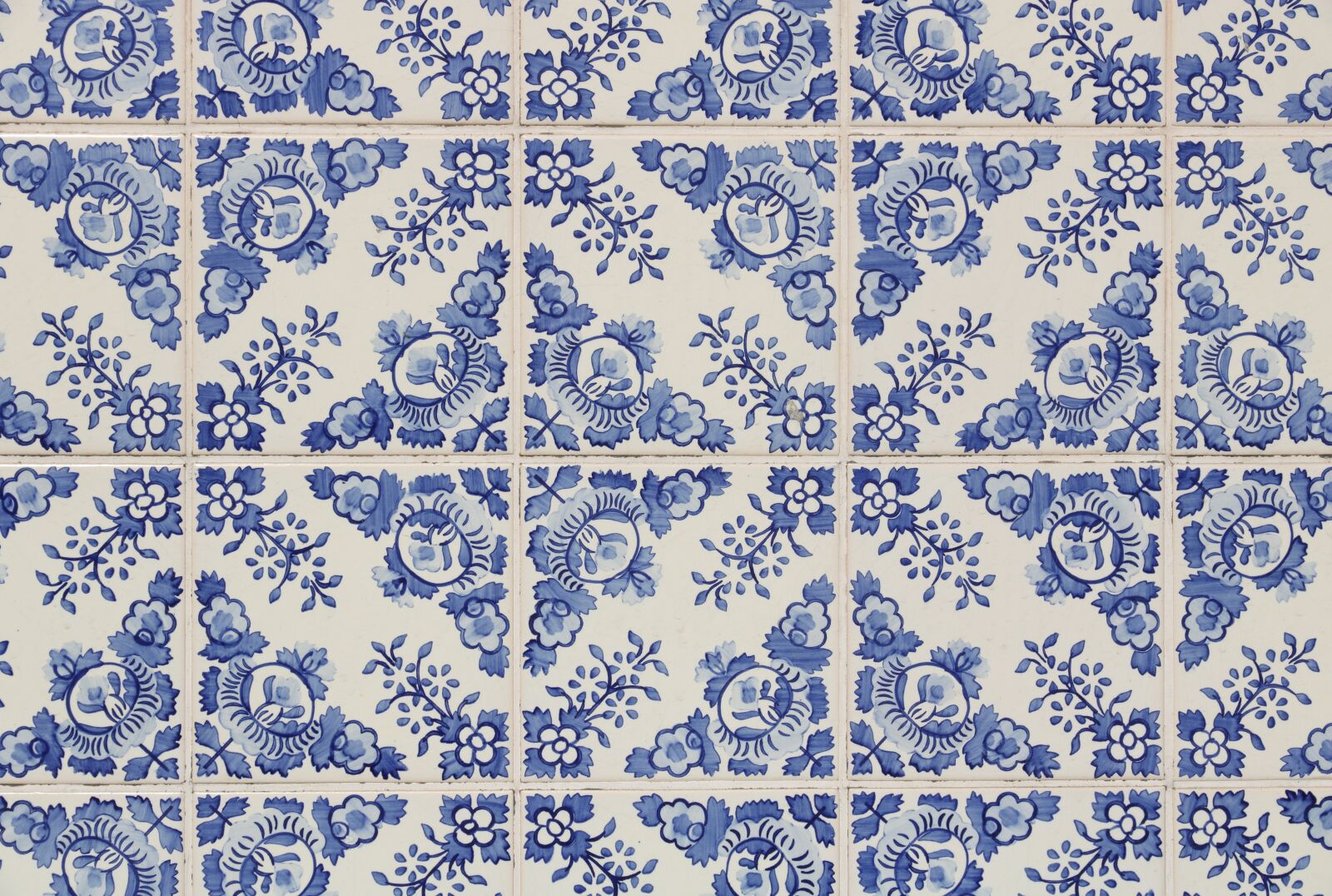 Canon EOS 750D (EOS Rebel T6i / EOS Kiss X8i) sample photo. Portugal, ceramic tiles, wall photography