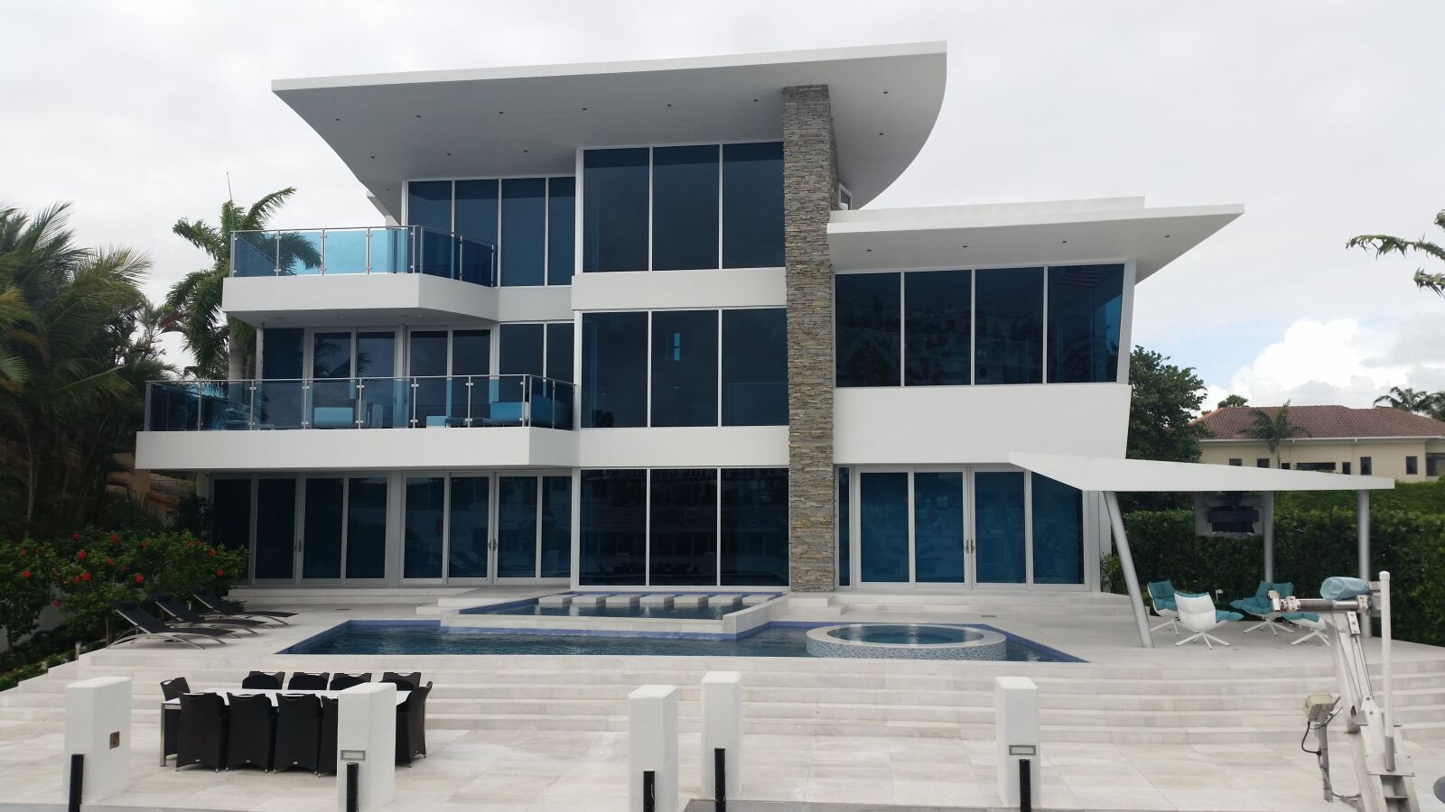 Samsung Galaxy S5 sample photo. Architecture, villa, contemporary photography