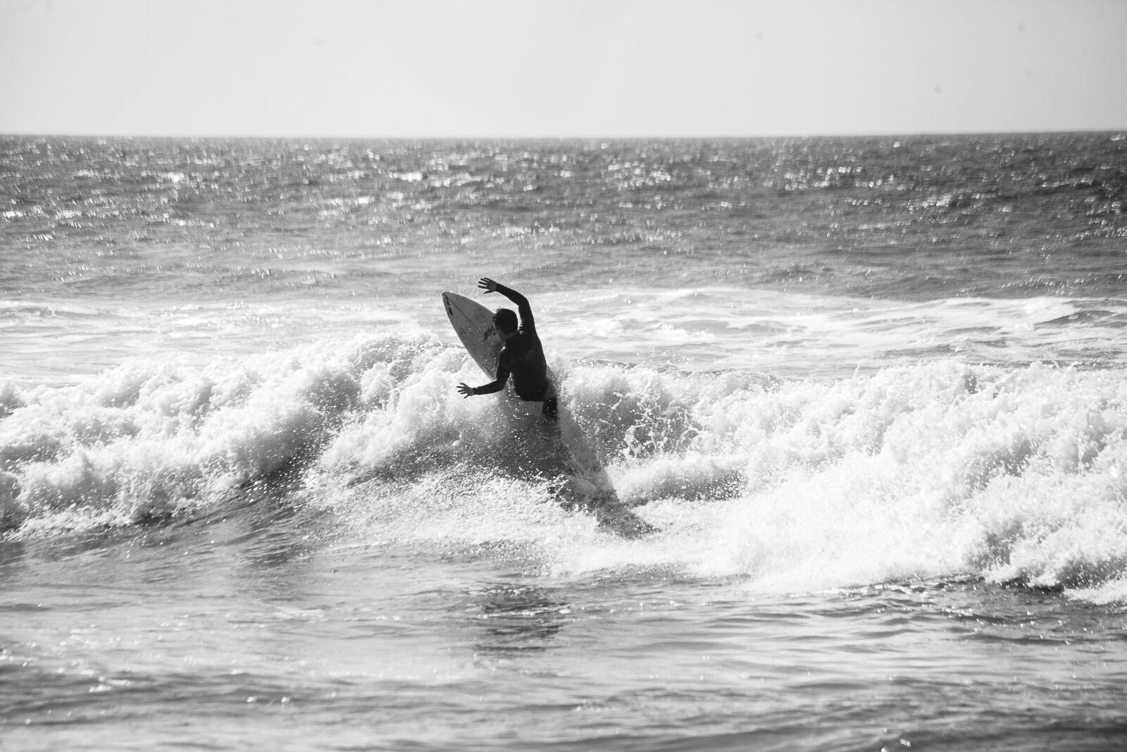 Canon EOS 5D Mark II sample photo. Surf, waves, surfer photography