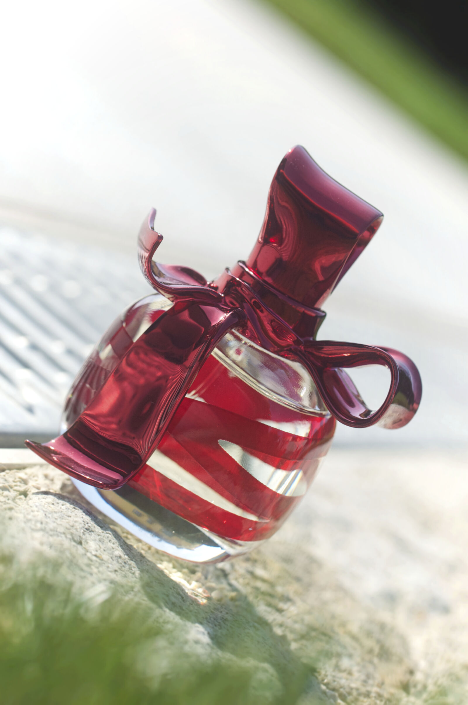 Nikon D40 sample photo. Avertising, blur, bottle, bright photography