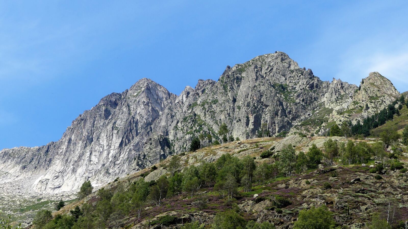 Panasonic Lumix DMC-FZ300 sample photo. Landscape, nature, mountain photography