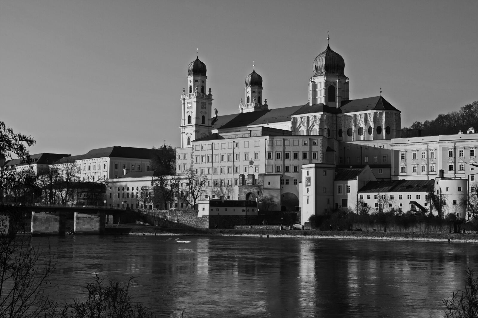Canon 24-105mm F4 DG OS HSM | Art 013 sample photo. Passau, dom, inn photography