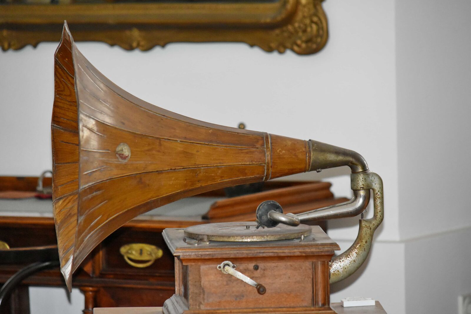 Nikon D5500 sample photo. Handmade, music, wood, device photography