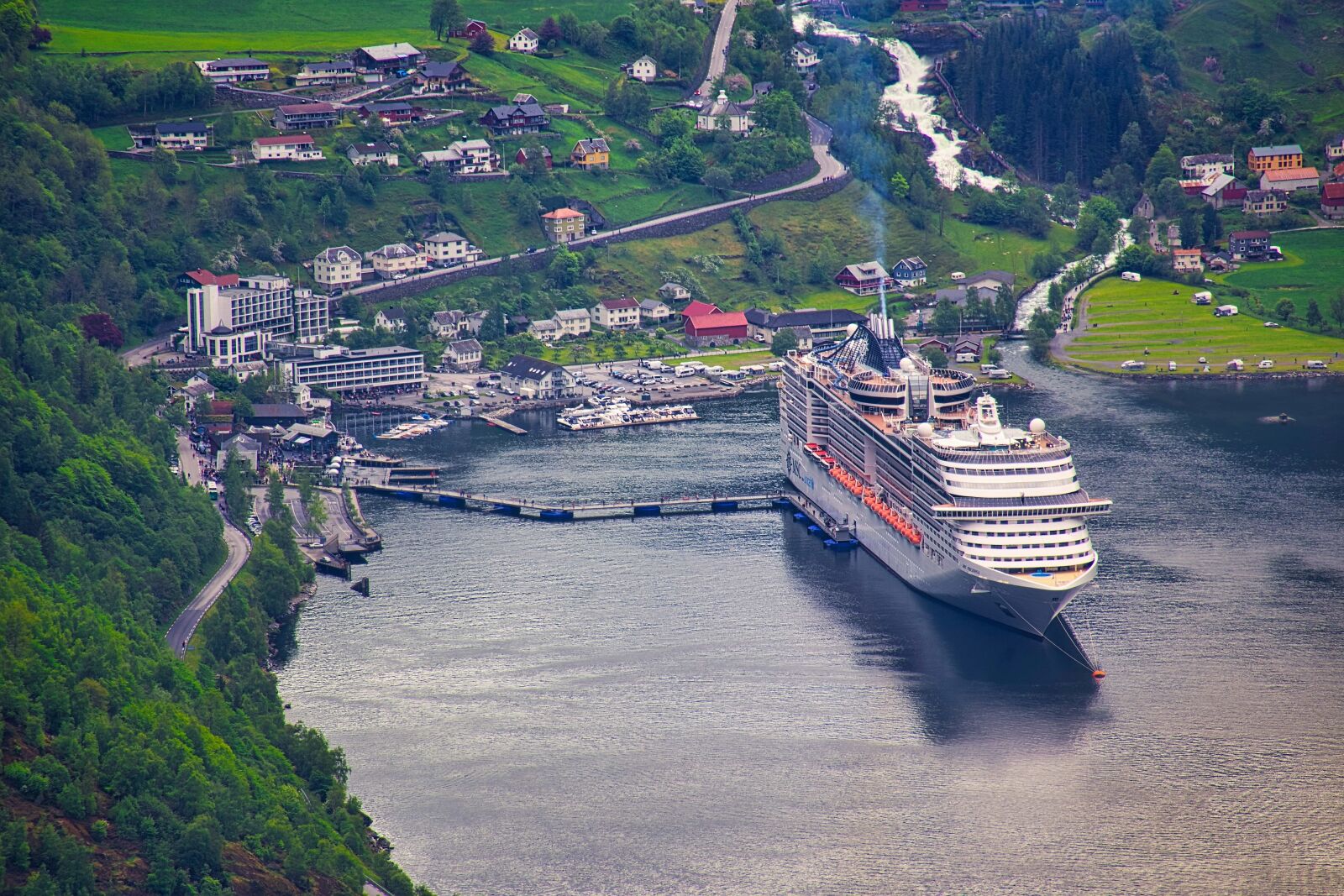Canon EOS 6D sample photo. Geiranger, norway, cruise photography