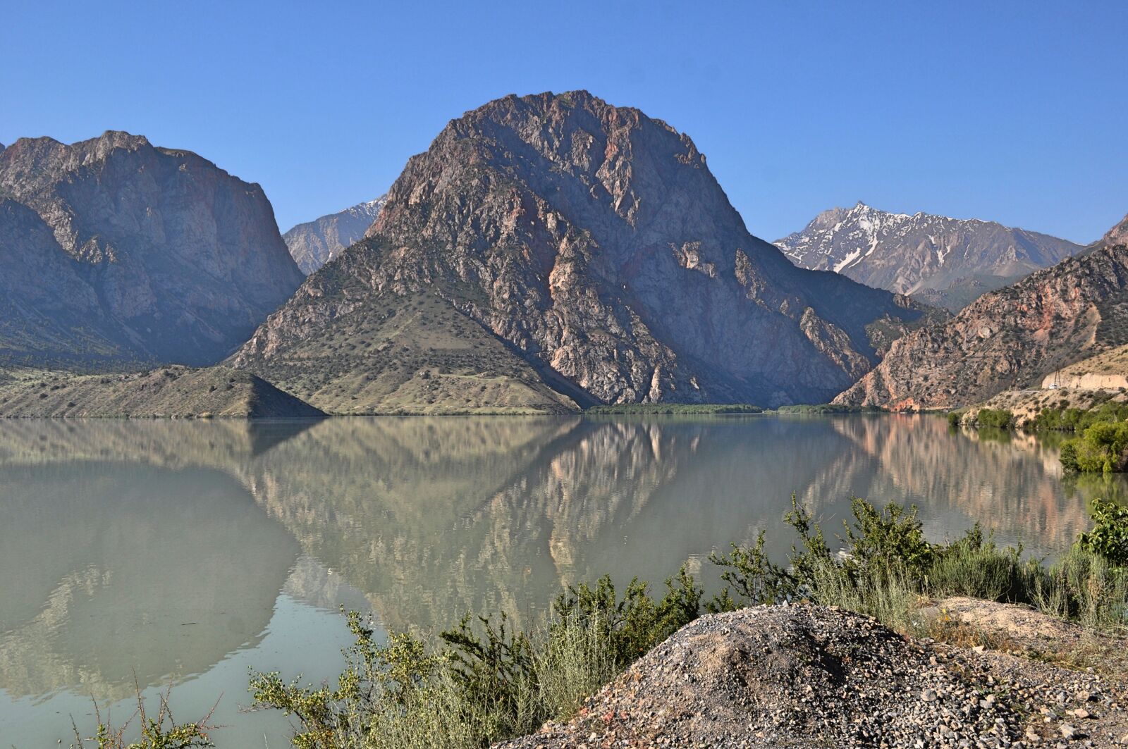 Nikon D5000 sample photo. Tajikistan, mountains, lake photography