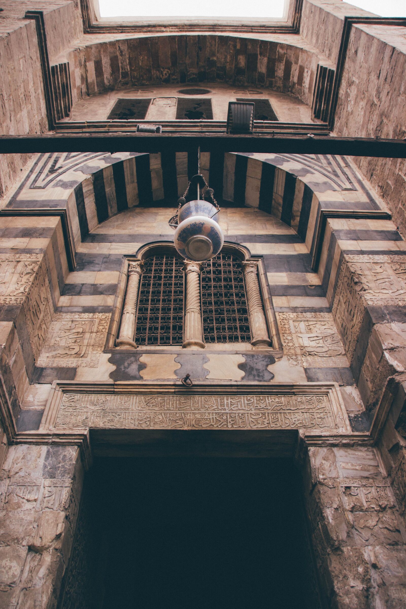 Canon EOS 600D (Rebel EOS T3i / EOS Kiss X5) sample photo. Travel, old, architecture photography