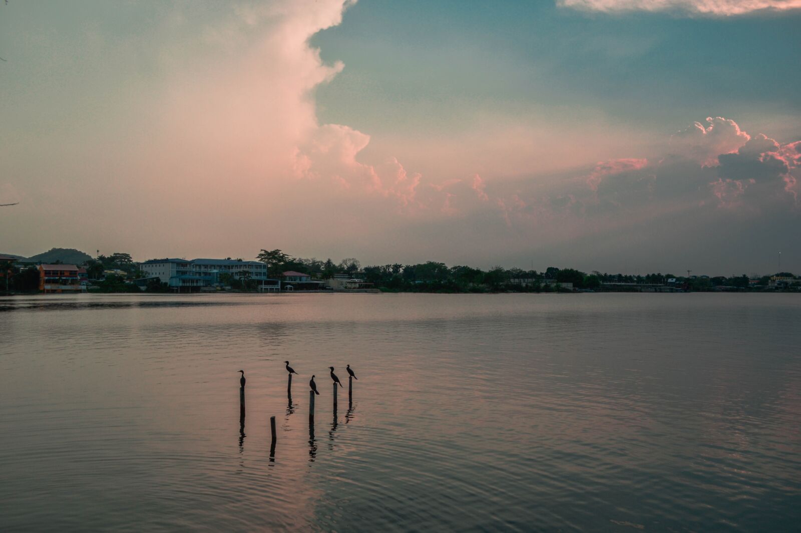 Nikon D3200 sample photo. Guatemala, flores, lakeside view photography