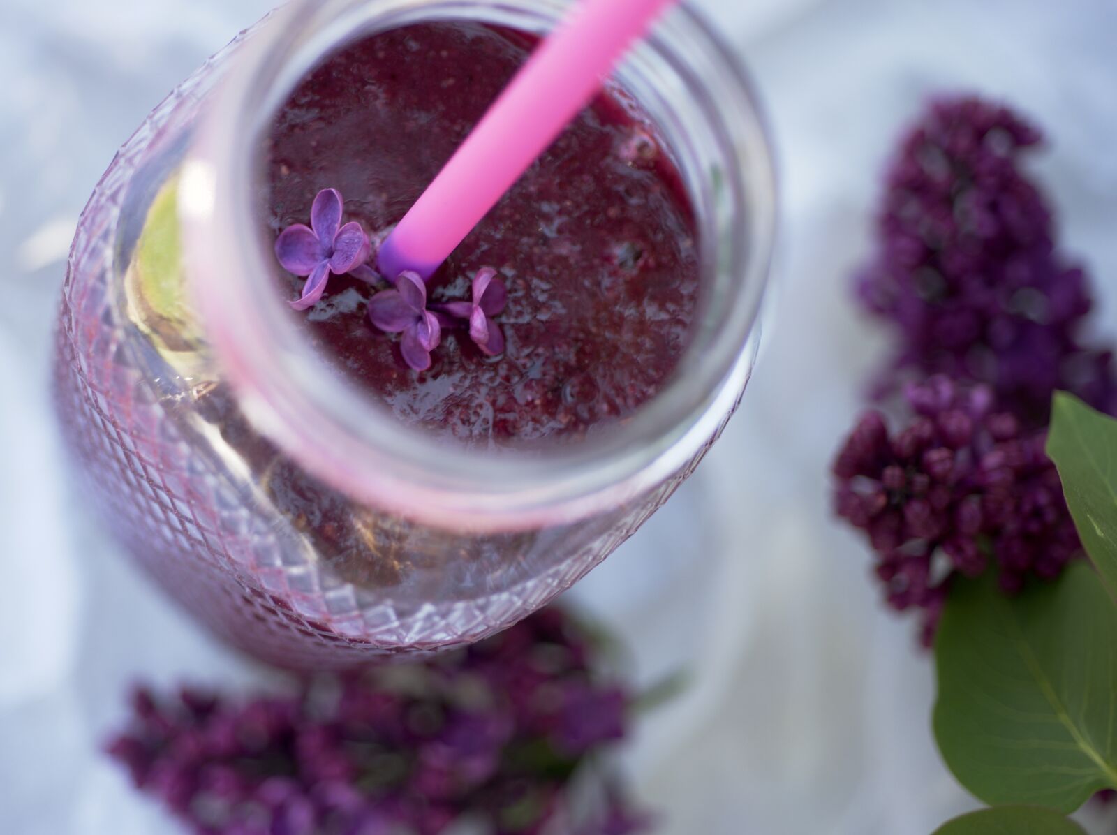 Nikon D600 sample photo. Smoothie, beetroot, blueberries photography