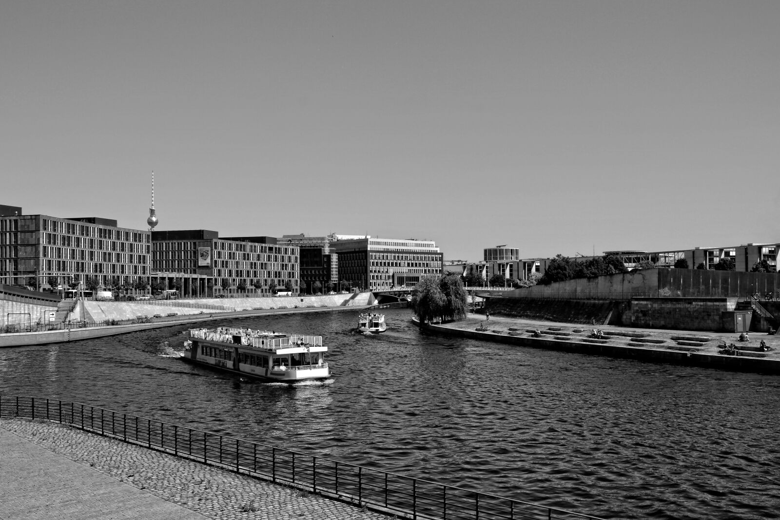 Nikon D5100 sample photo. Retro, black and white photography