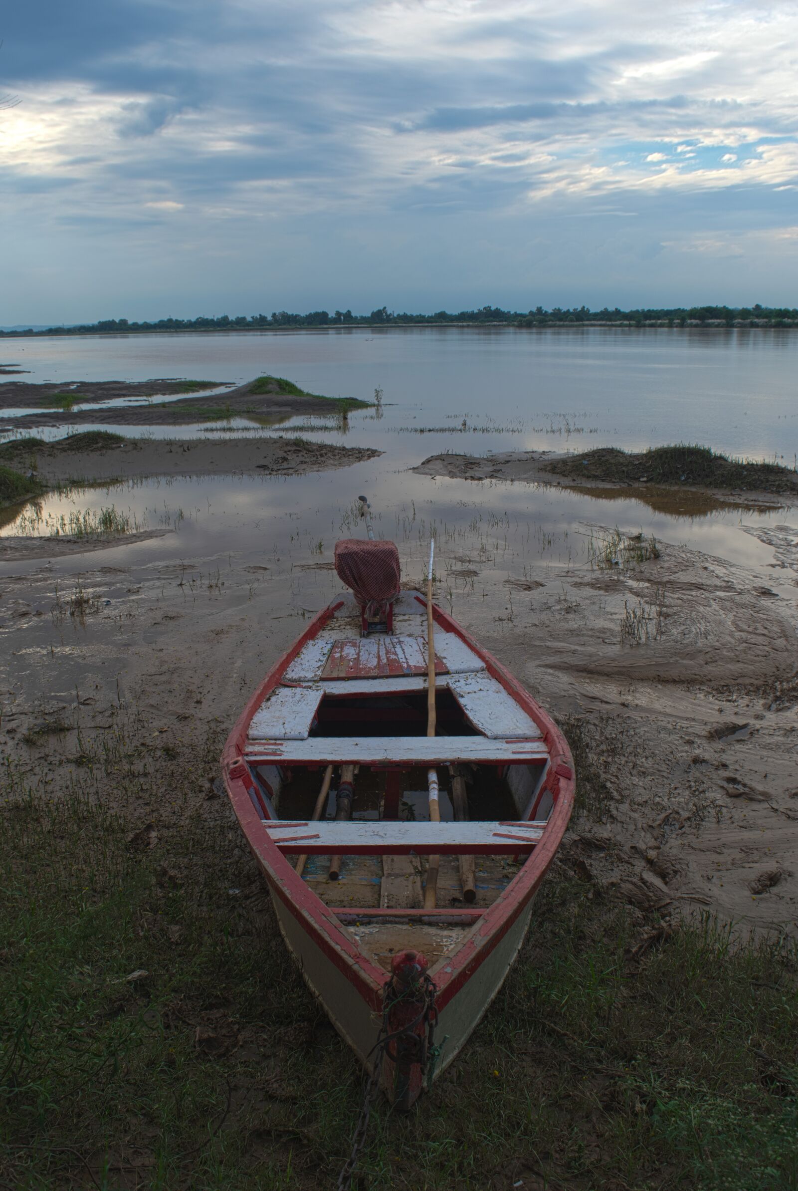 Nikon D5300 sample photo. Boat, ship, lake photography