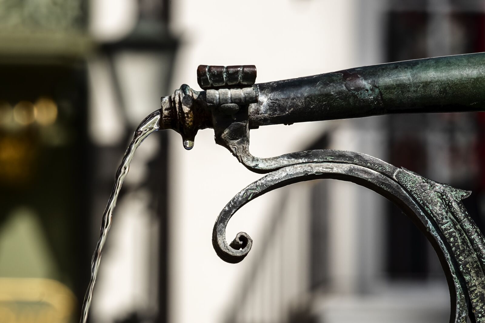 Fujifilm XF 55-200mm F3.5-4.8 R LM OIS sample photo. Fountain, water, flow photography