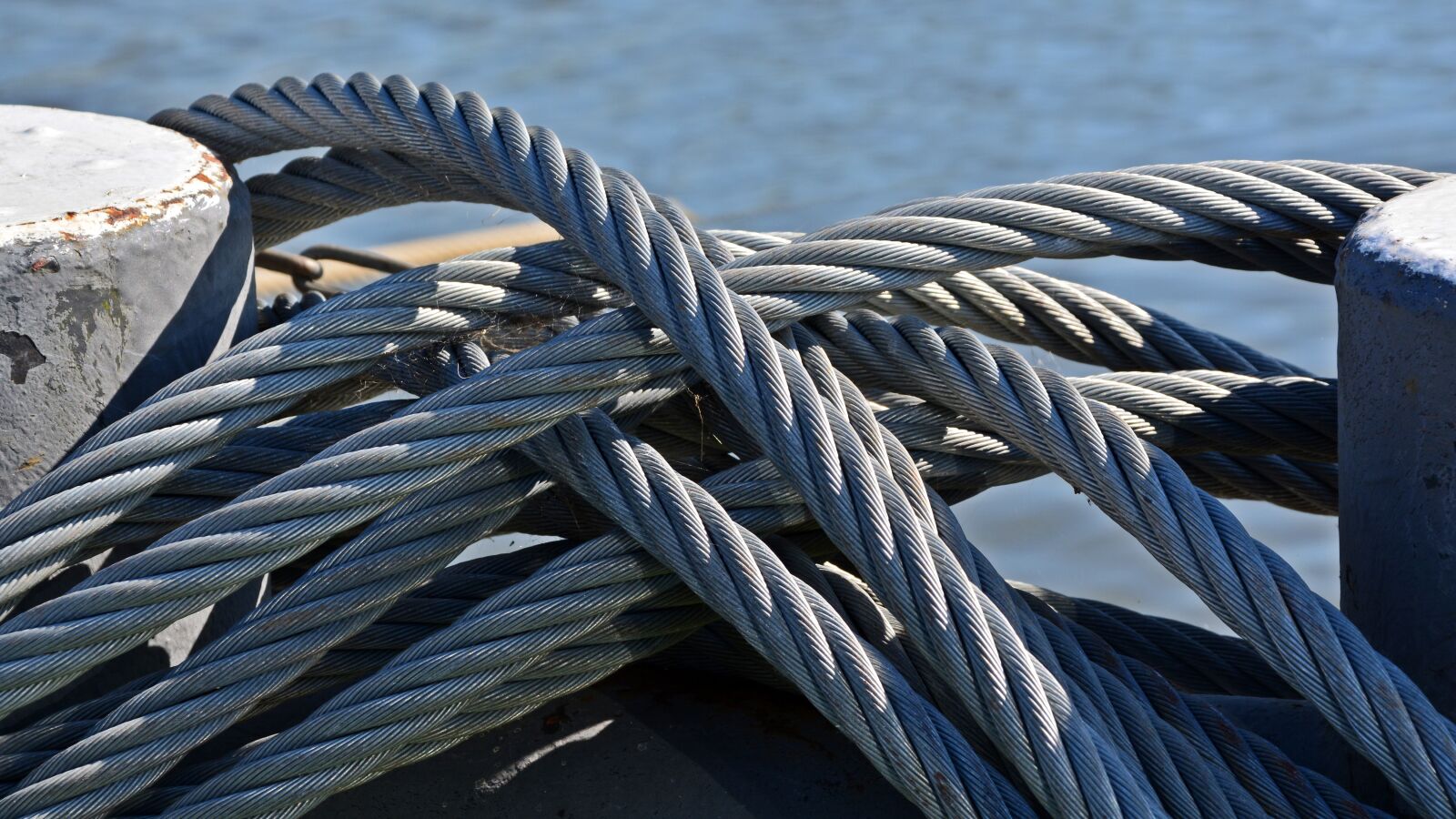 Nikon D5200 sample photo. Rope, knot, steel cable photography