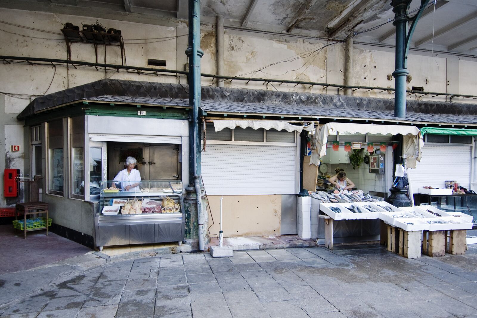 Nikon D90 sample photo. Market hall, porto, portugal photography