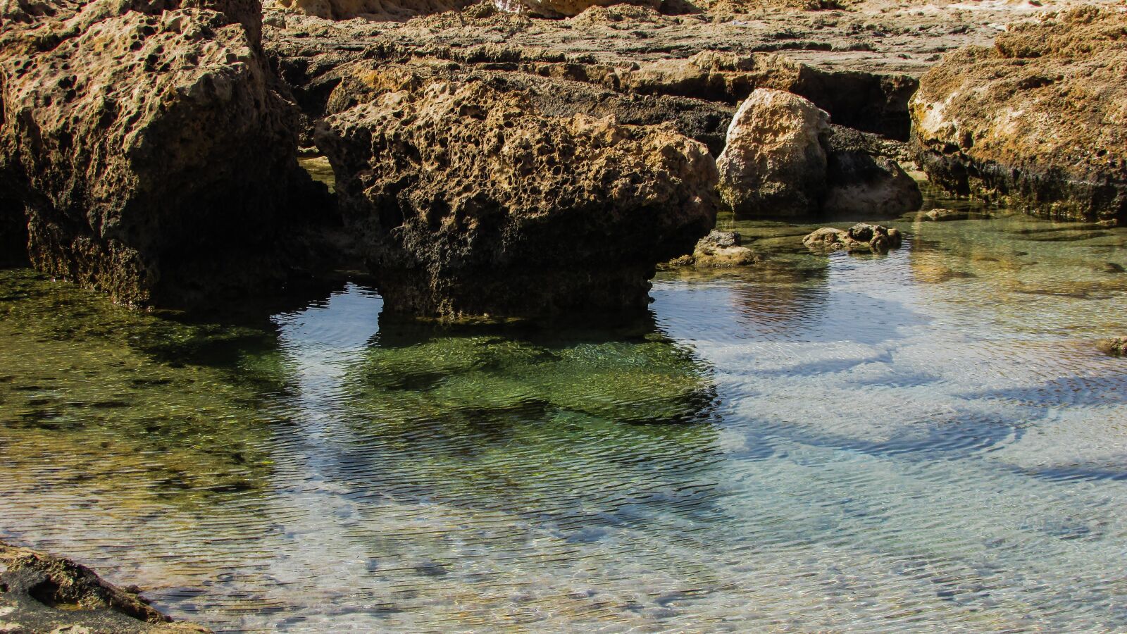 Canon PowerShot SX400 IS sample photo. Rock formations, beach, sea photography