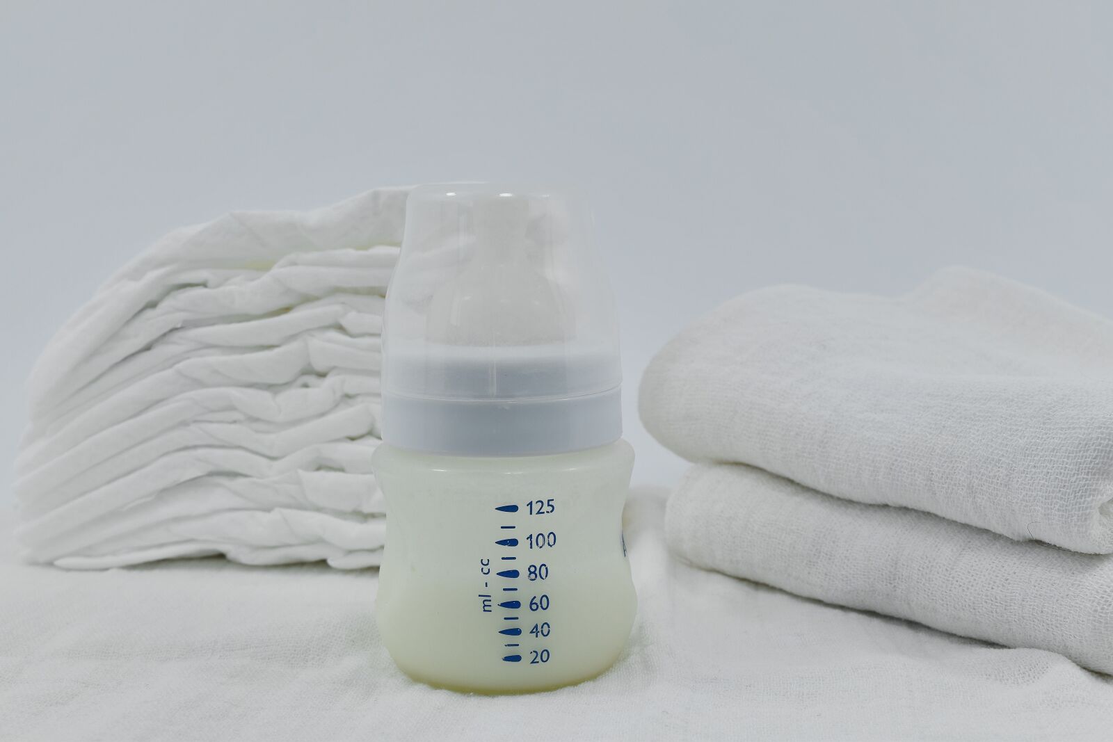 Nikon D5500 sample photo. Diaper, hygiene, milk, textile photography