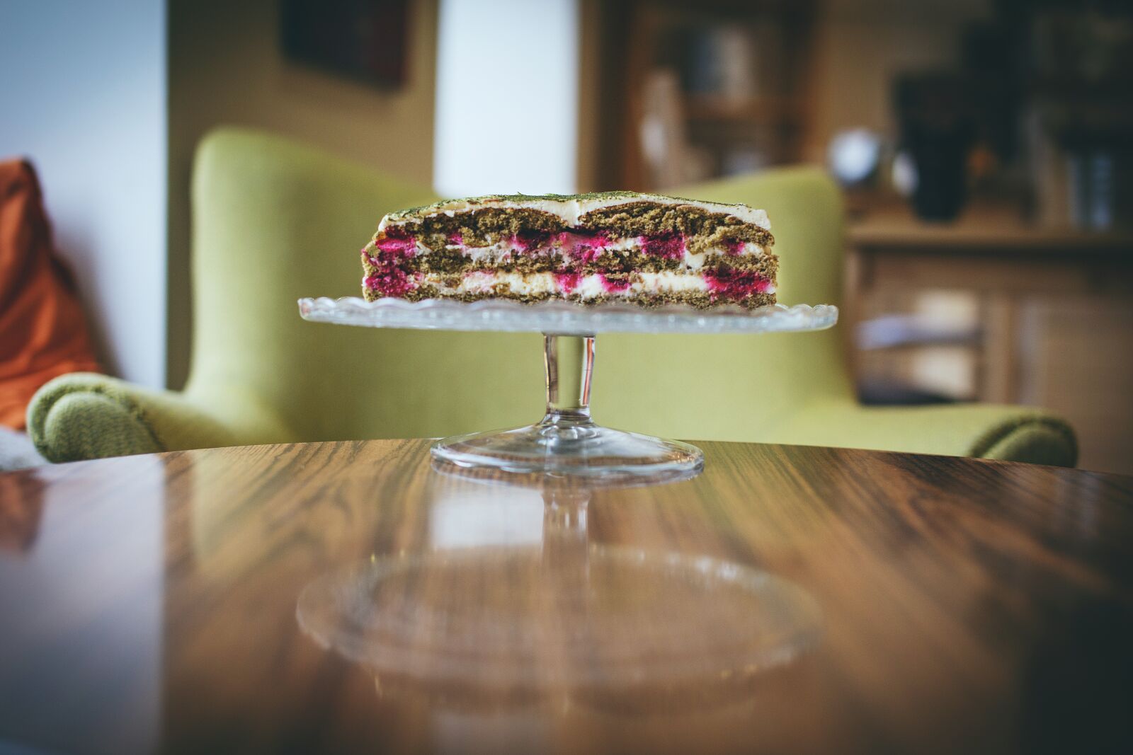 Canon EOS 6D sample photo. Food, drinks, armchair photography