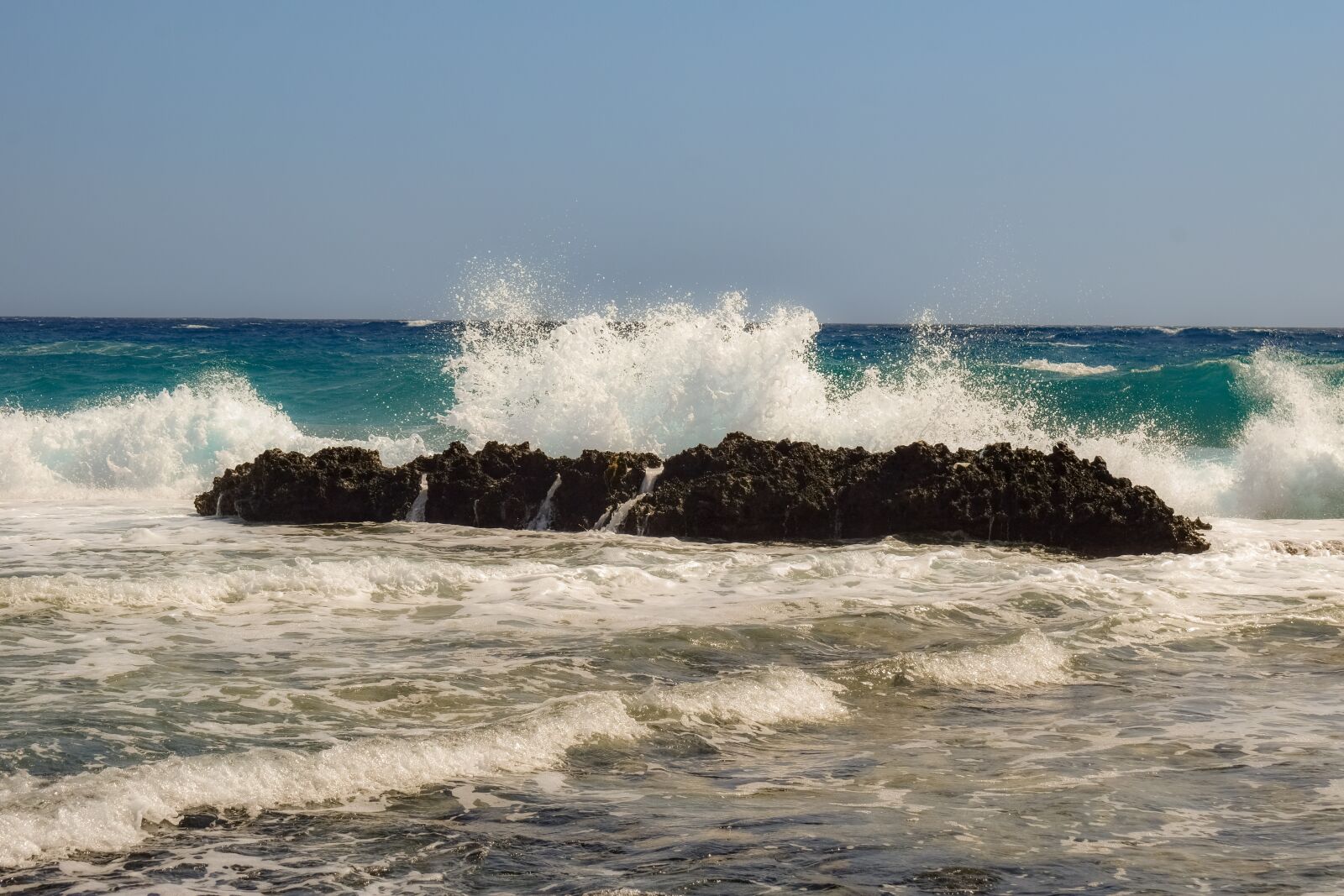 Nikon D3300 sample photo. Wave, smashing, sea photography