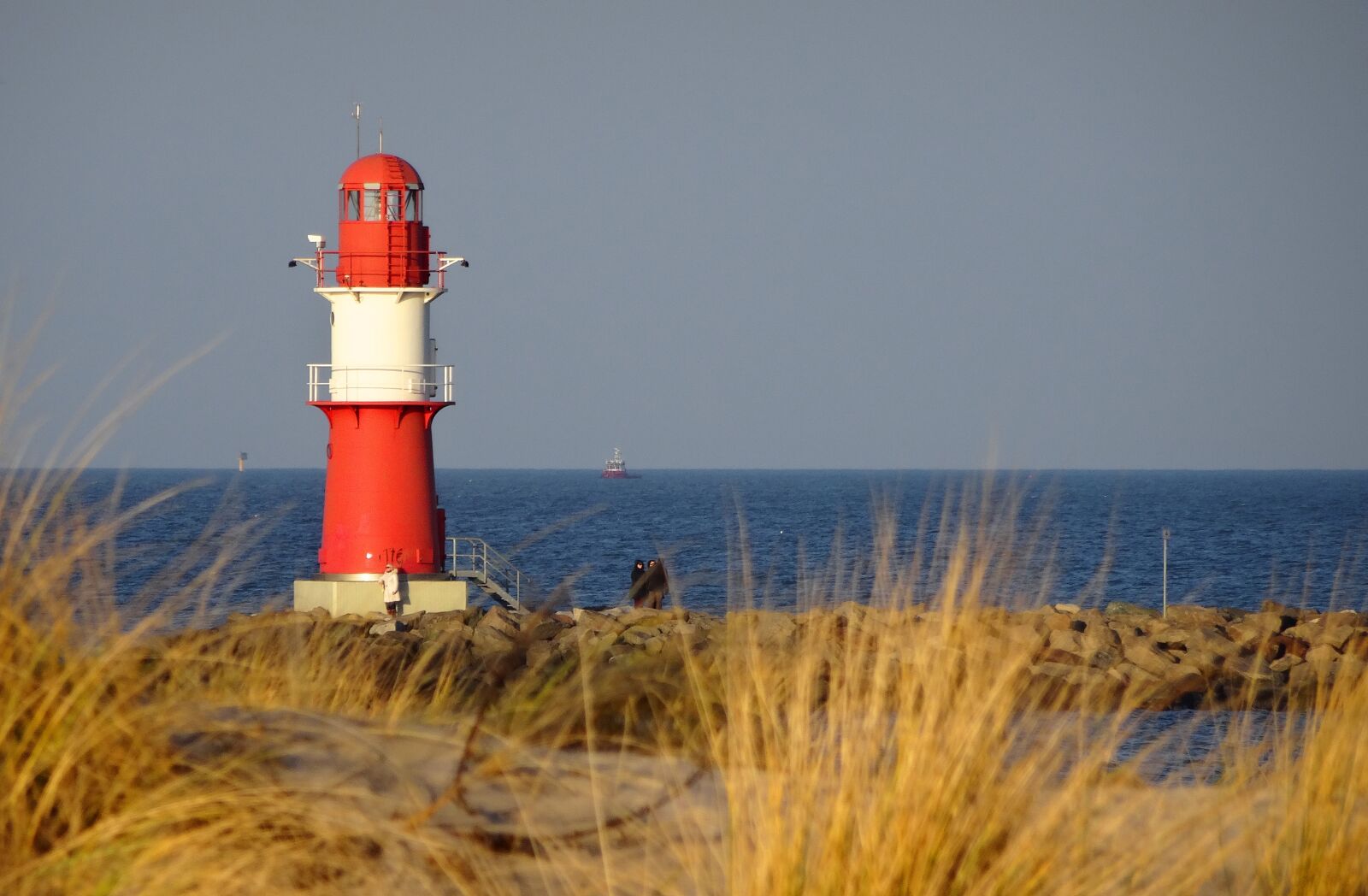 Sony DSC-HX50 sample photo. Lighthouse, baltic sea, warnem photography