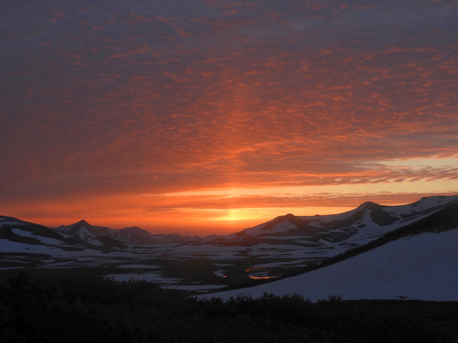 Nikon Coolpix B700 sample photo. Mountains, morning, sunrise photography