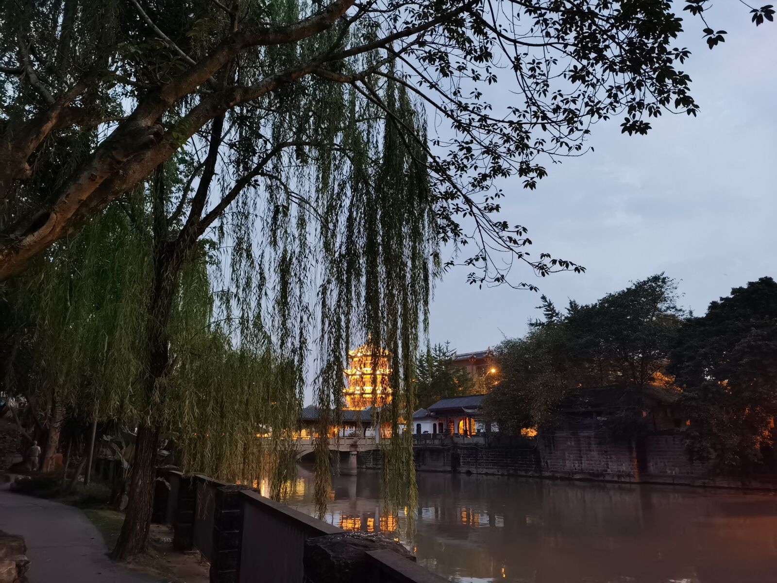 HUAWEI LIO-AN00 sample photo. Chengdu, the government south photography