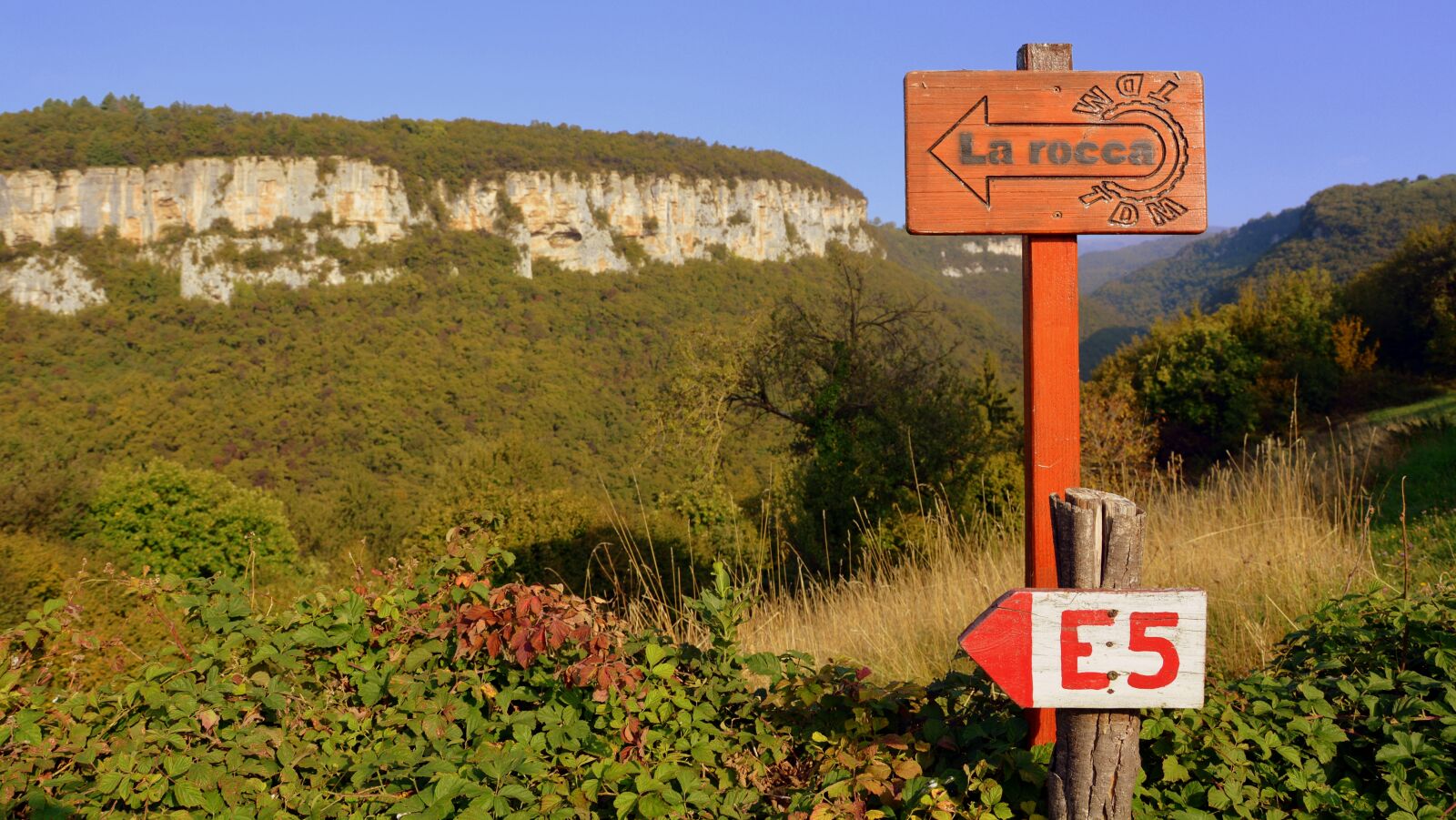 Nikon D7100 sample photo. The european path, e5 photography