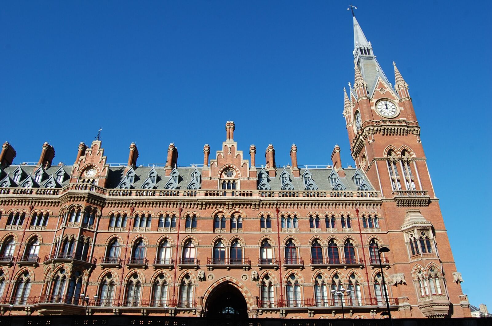 Nikon D40 sample photo. King's cross, london, uk photography