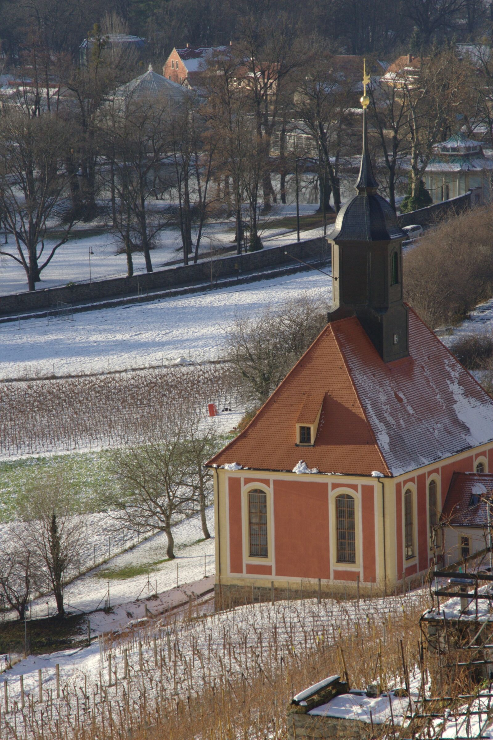Canon EOS 350D (EOS Digital Rebel XT / EOS Kiss Digital N) sample photo. Dresden, pillnitz, vineyard church photography