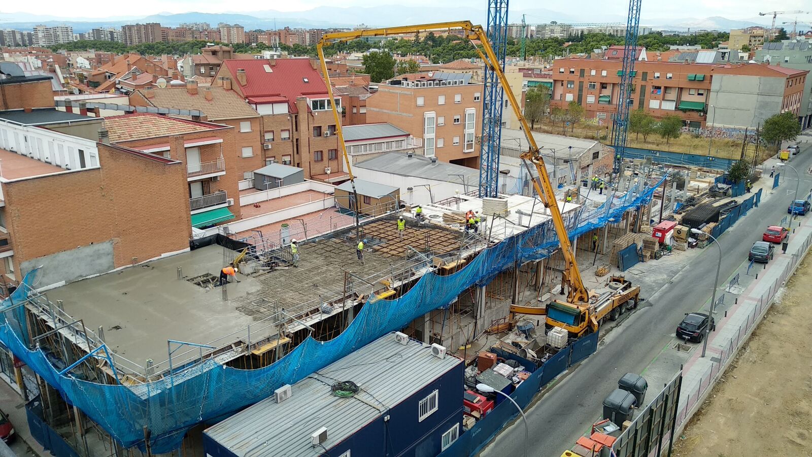 Xiaomi Mi A1 sample photo. Construction, building, architecture photography