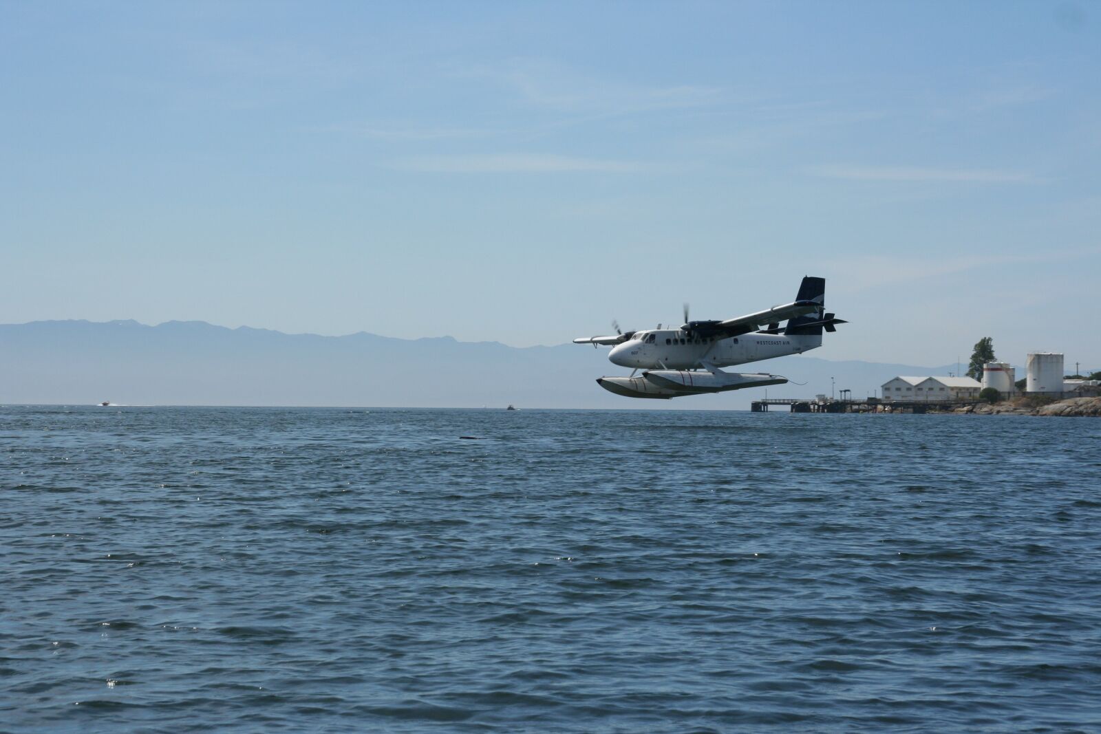 Canon EOS 350D (EOS Digital Rebel XT / EOS Kiss Digital N) sample photo. Sea plane, west, travel photography