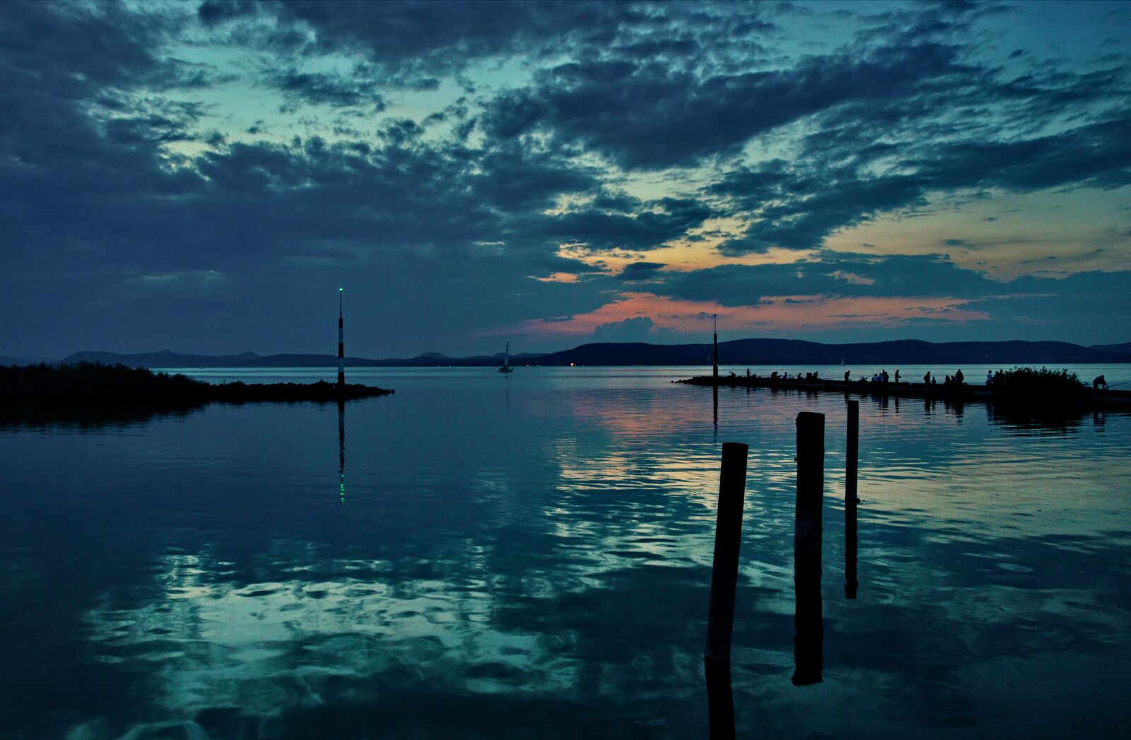 Nikon D3200 sample photo. Water, blue, nature photography